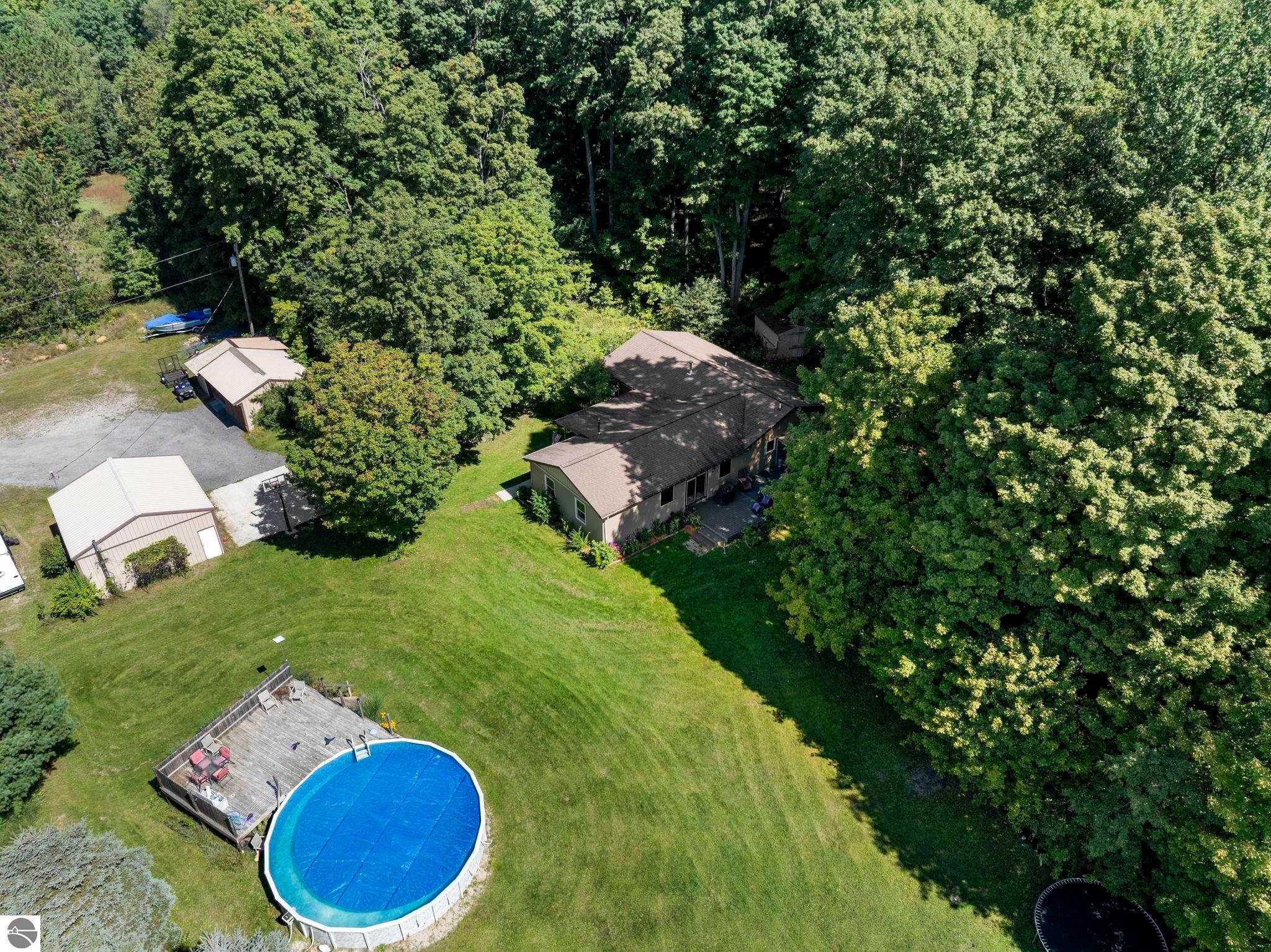 5275 Pierce Road — photo