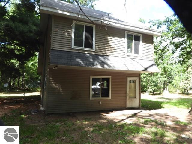 10332 Marx Road — photo