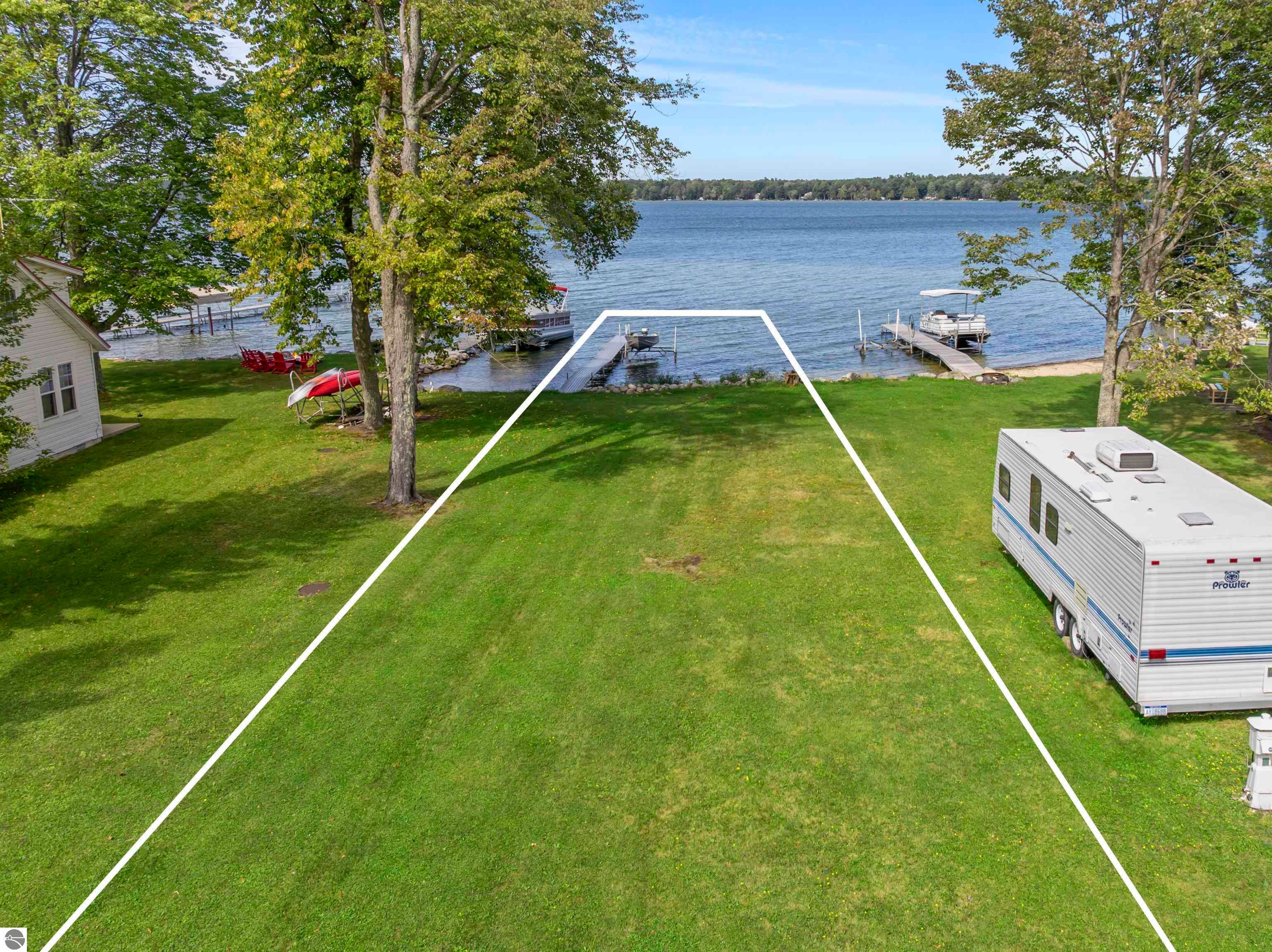8485 Bay Point Road — photo