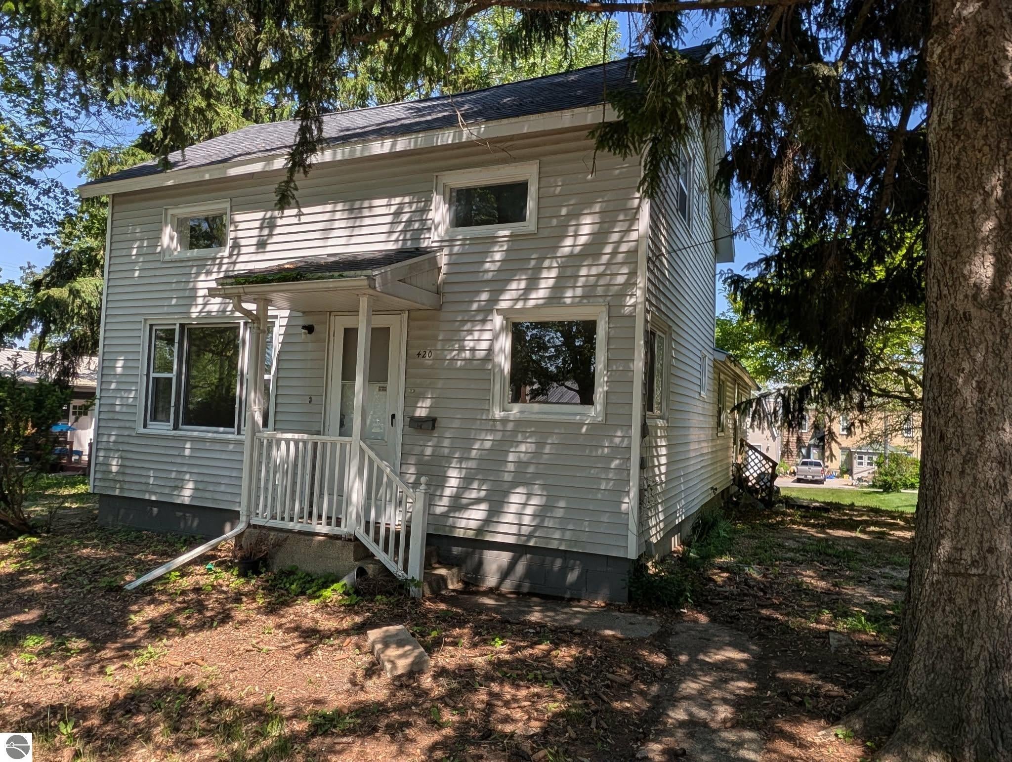 420 N Maple Street — photo