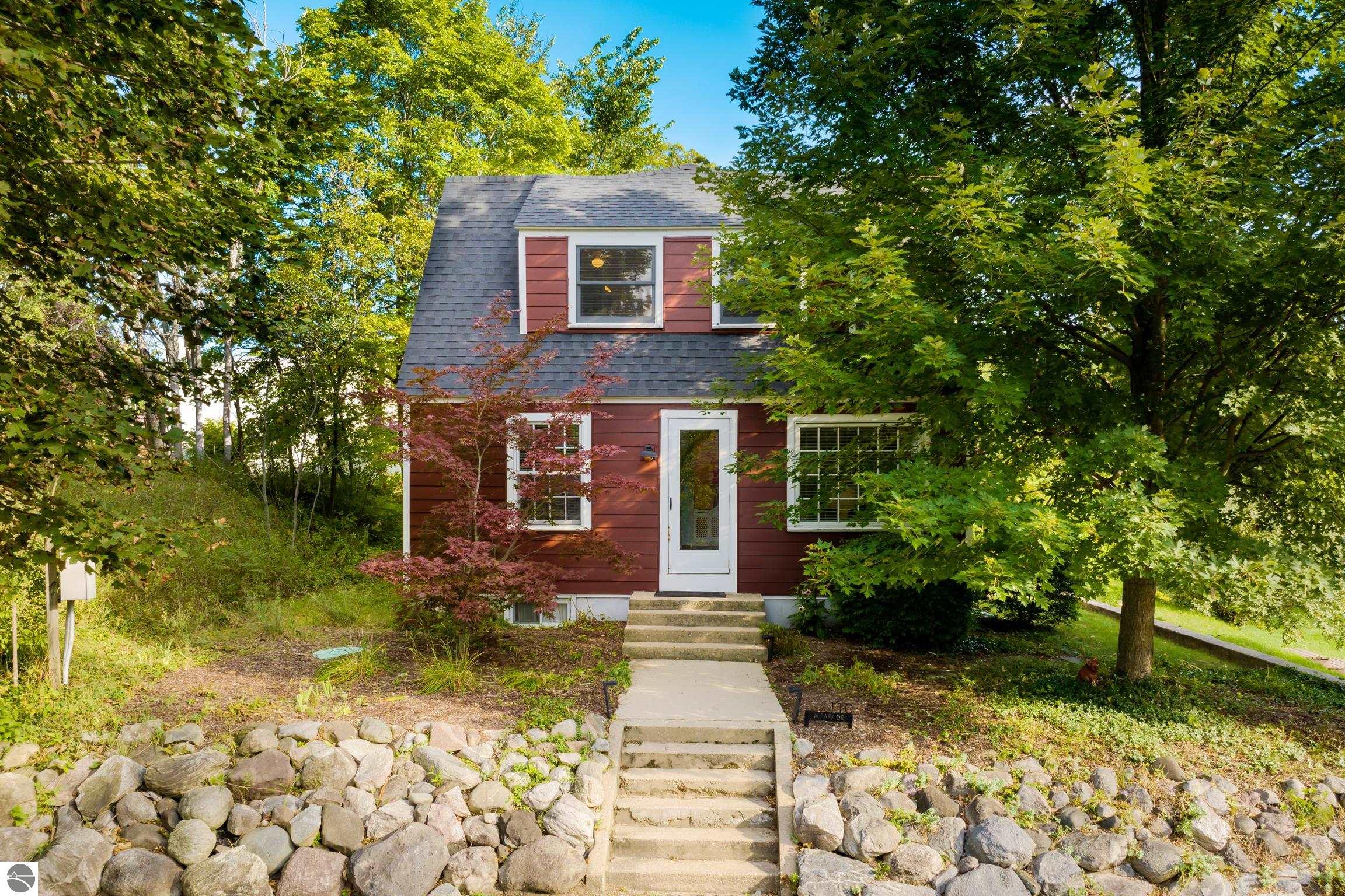 110 W Park Drive — photo
