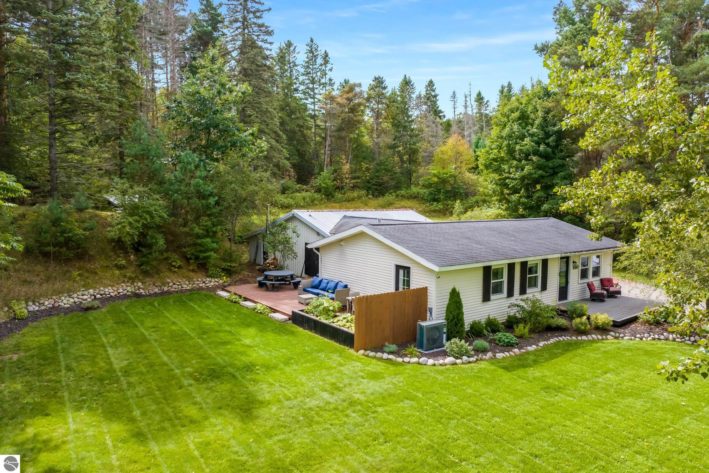 8926 E Bingham Road — photo