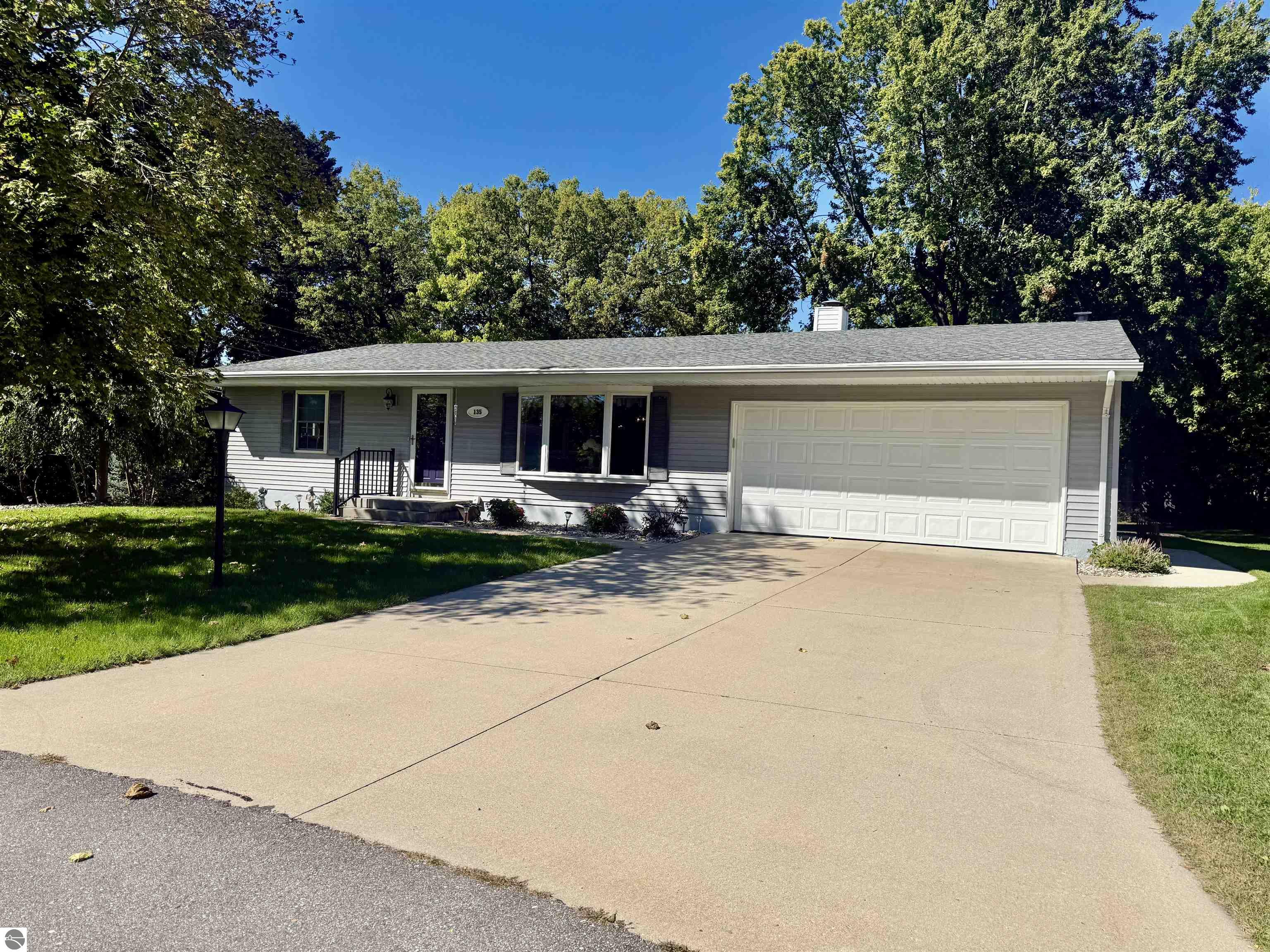 135 Fox Place — photo