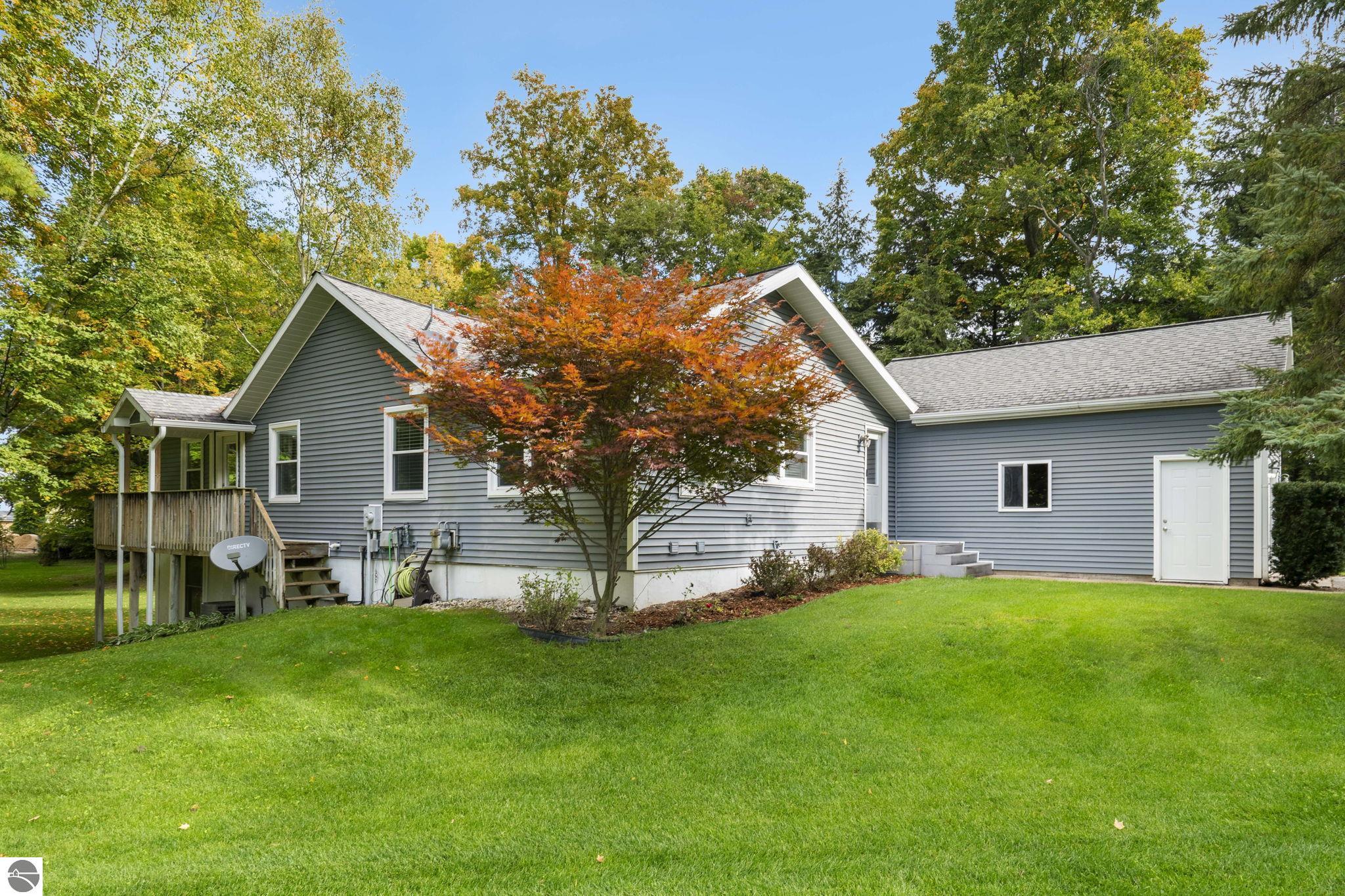 711 Brackel Point Drive — photo