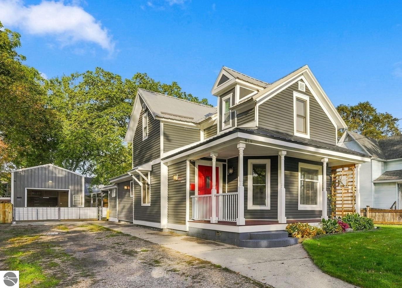 819 Farrar Street — photo