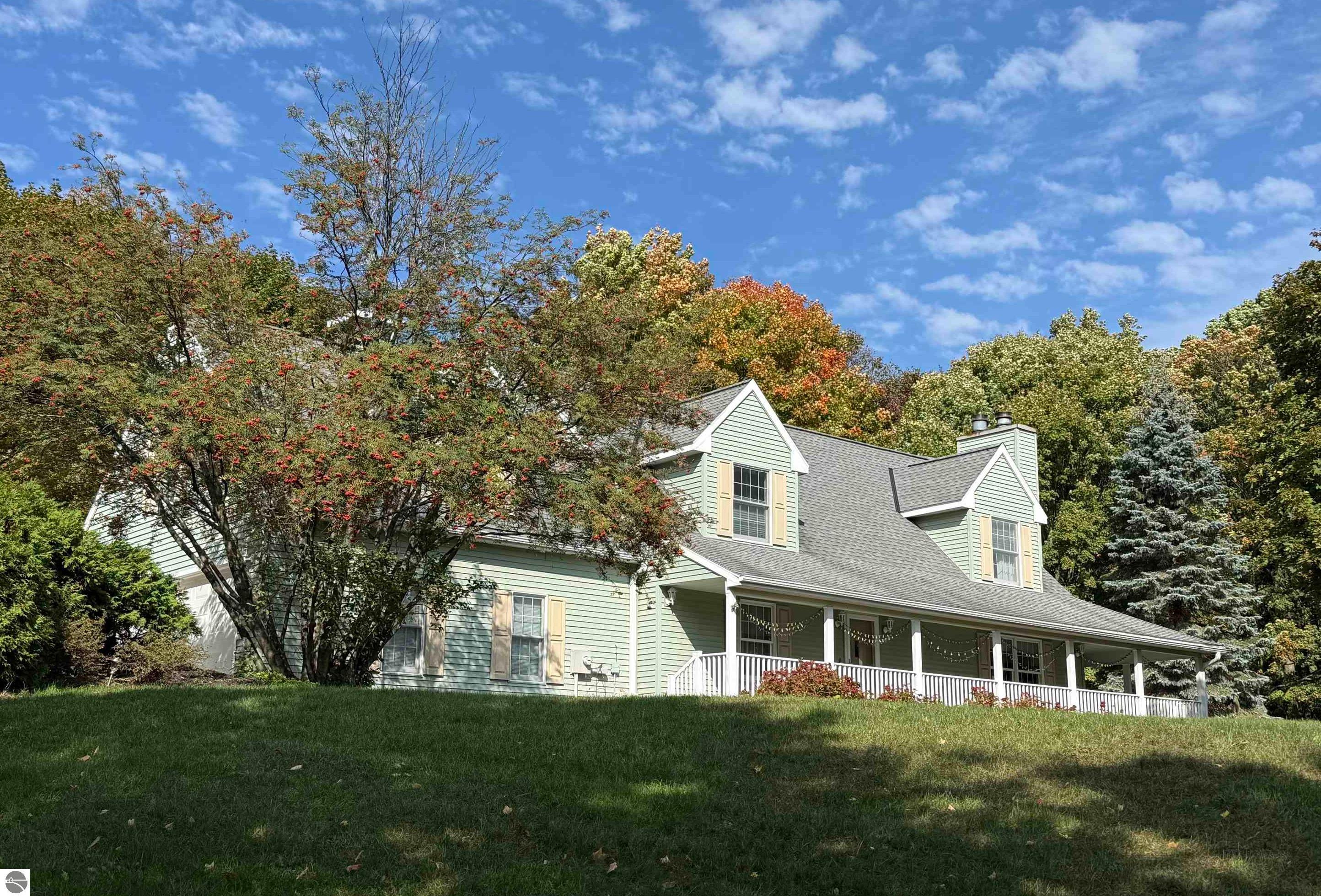 3215 Silver Farms Lane — photo