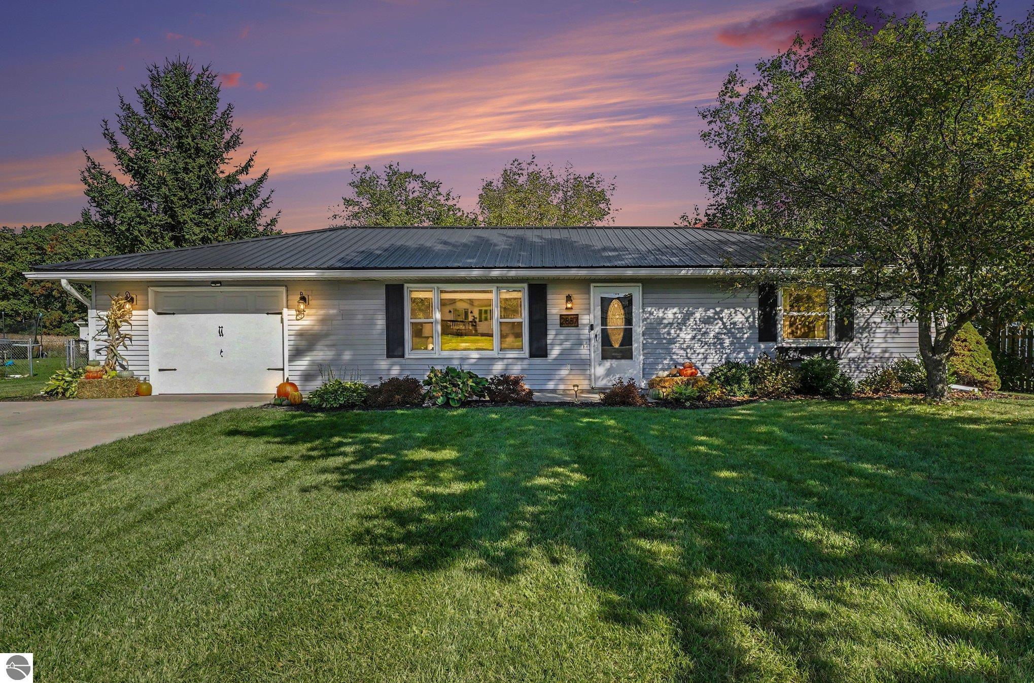 2887 S Meadowlark Drive — photo