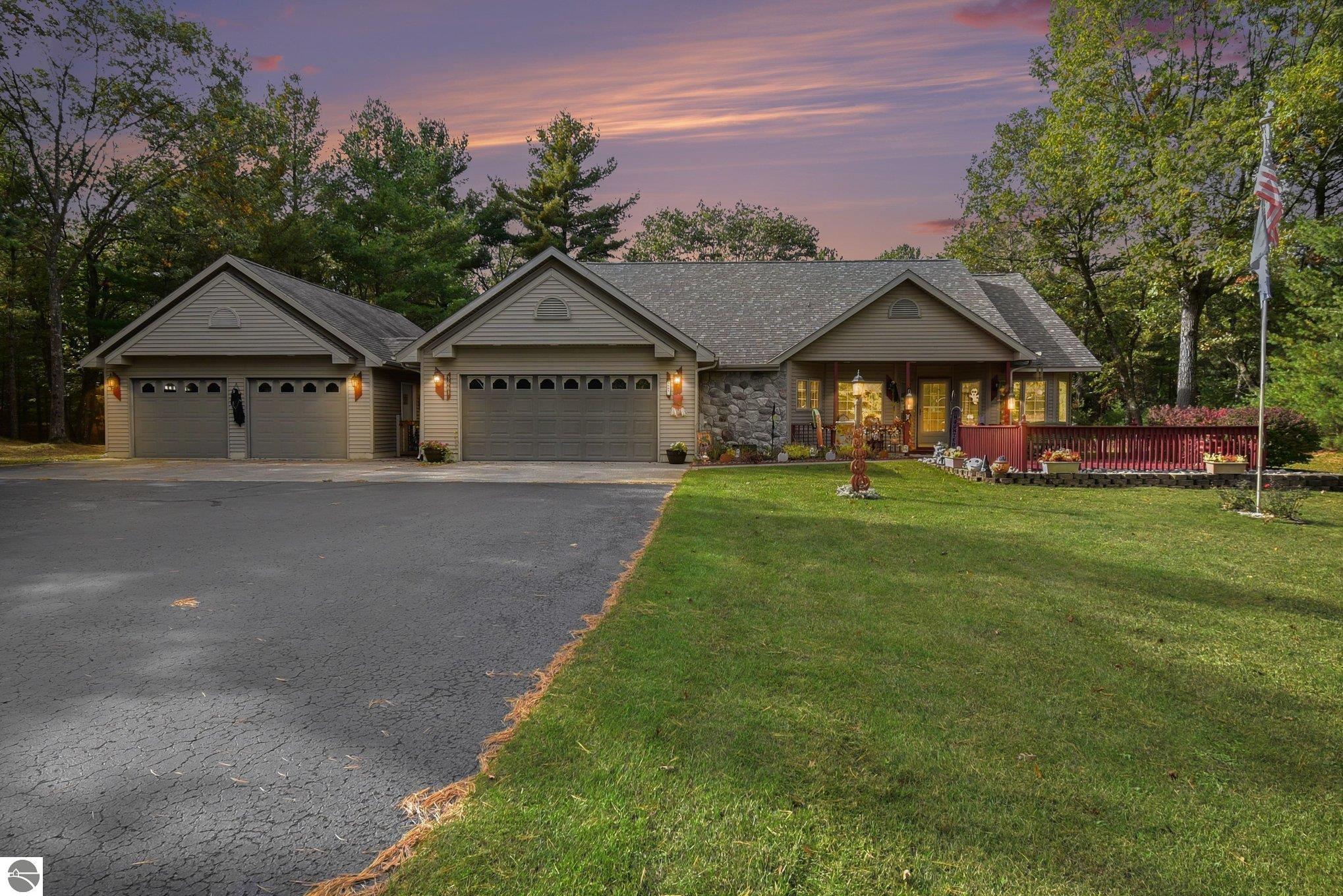 3661 Rollin Hill Court — photo