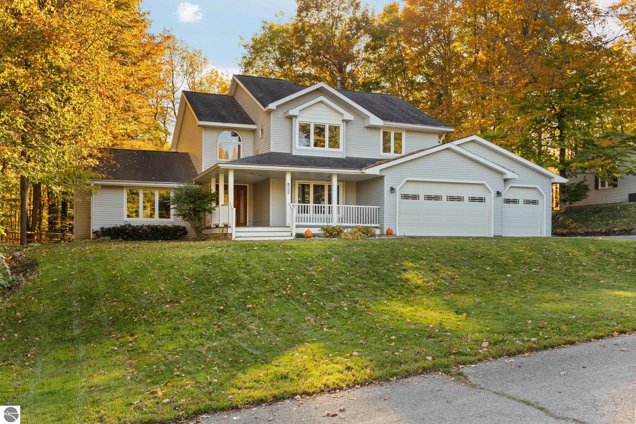 4559 Summit View Drive — photo
