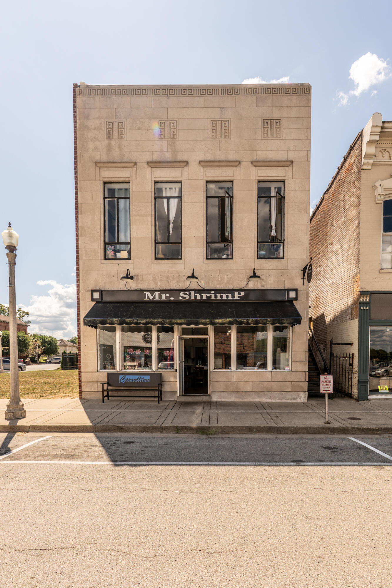 422 Main Street — photo