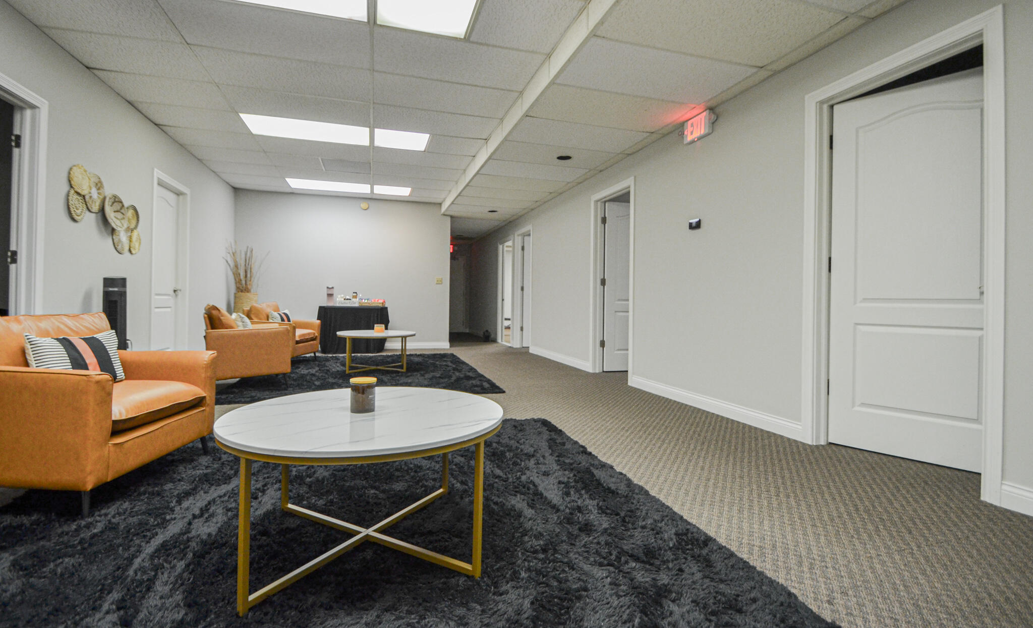 7211 US 42 — photo