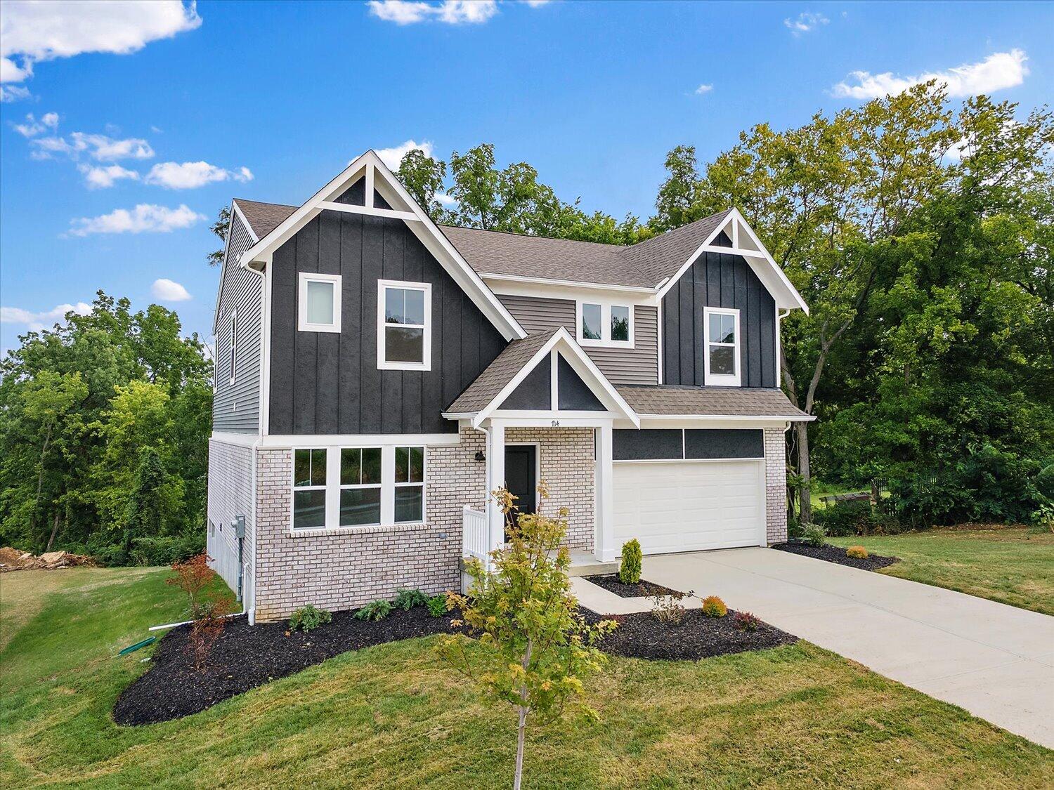 714 Willow Green Drive — photo
