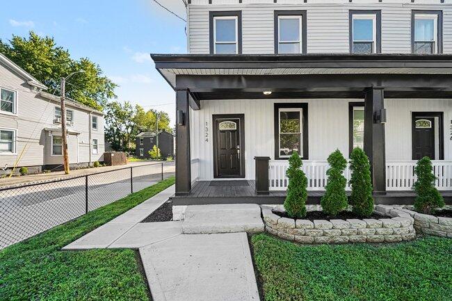 1324 Scott Street — photo