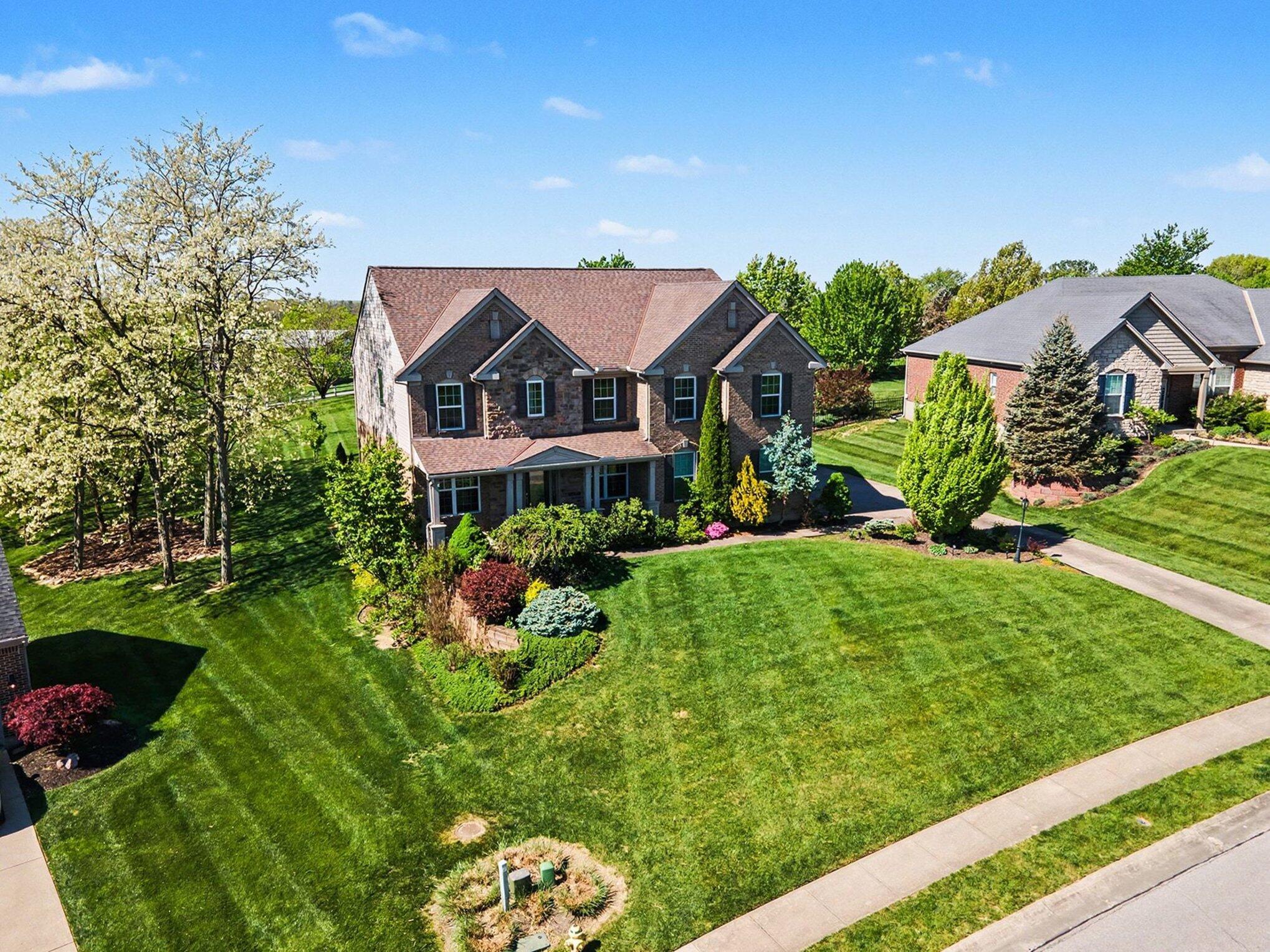 2641 Twin Hills Court — photo
