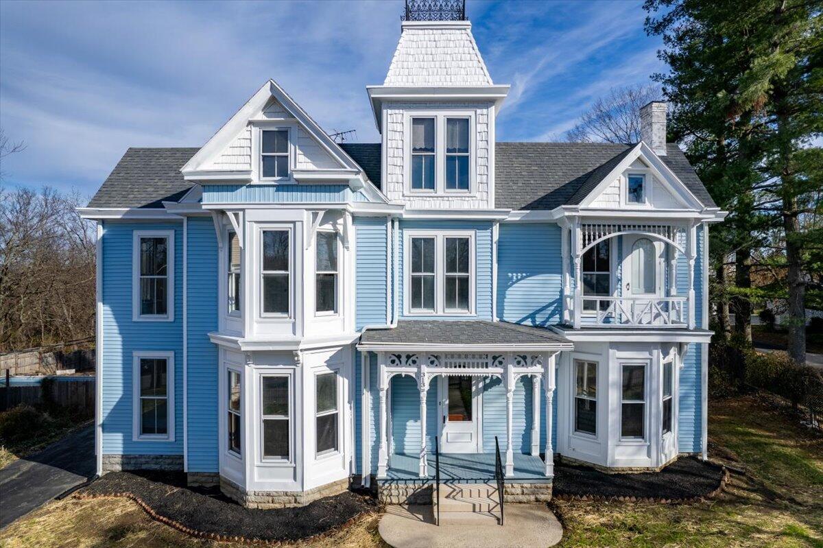 313 N Adams Street — photo