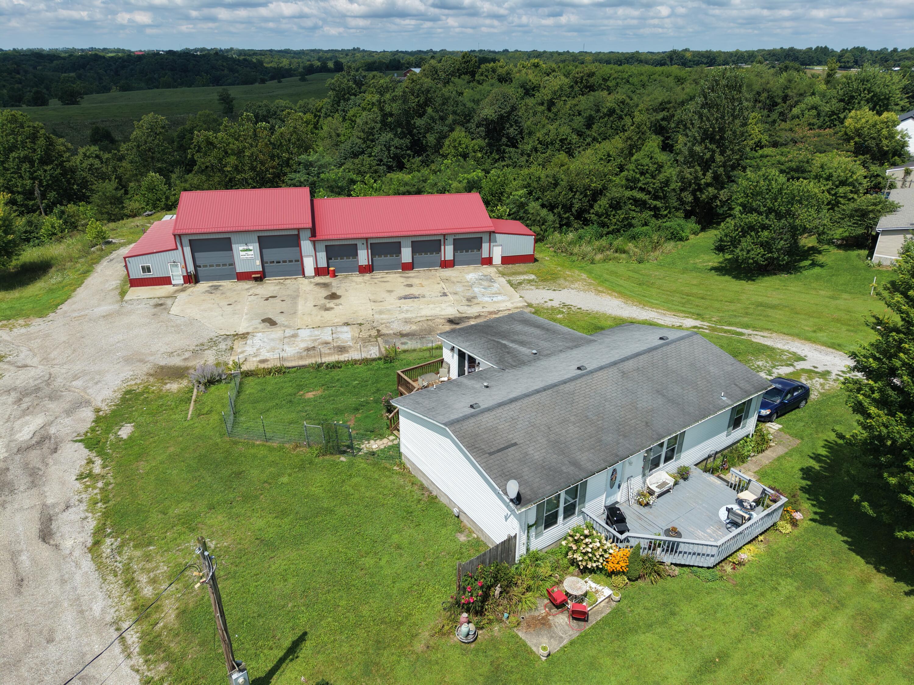 15326 Carlisle Road — photo