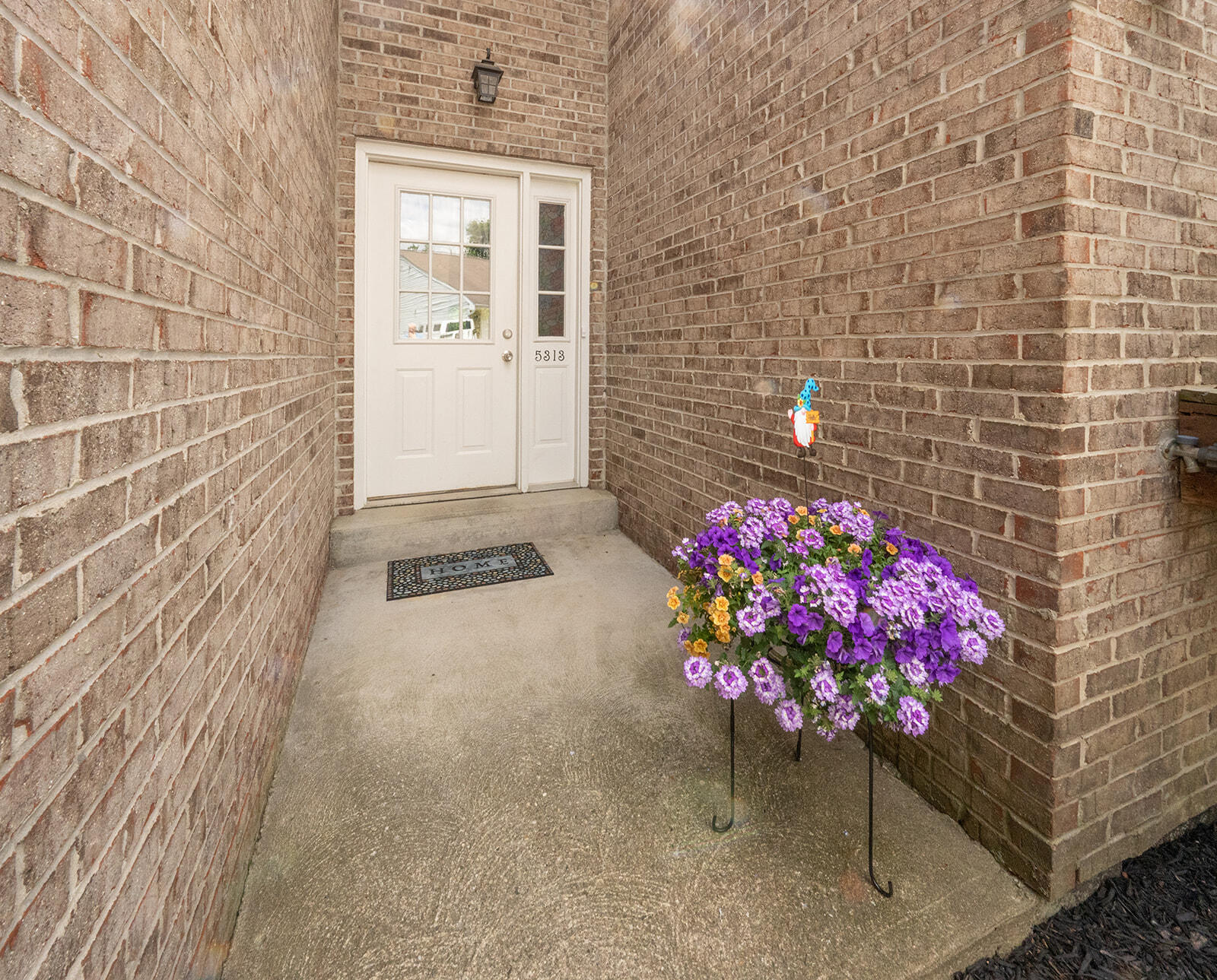 5313 Country Club Lane — photo