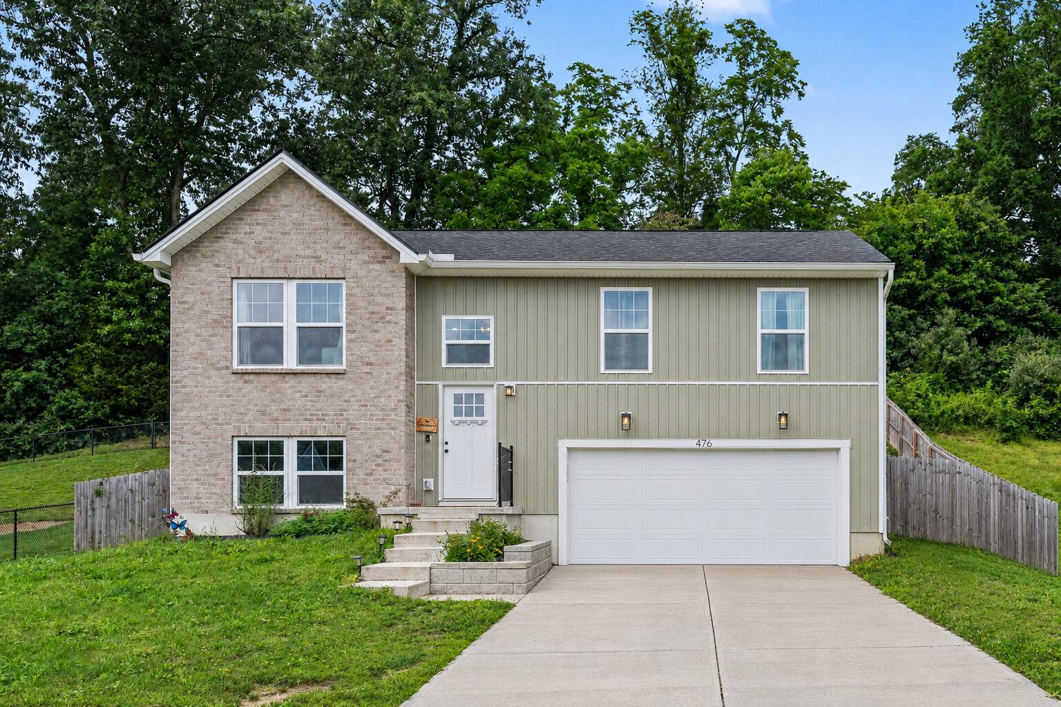 476 Eagle Creek Drive — photo