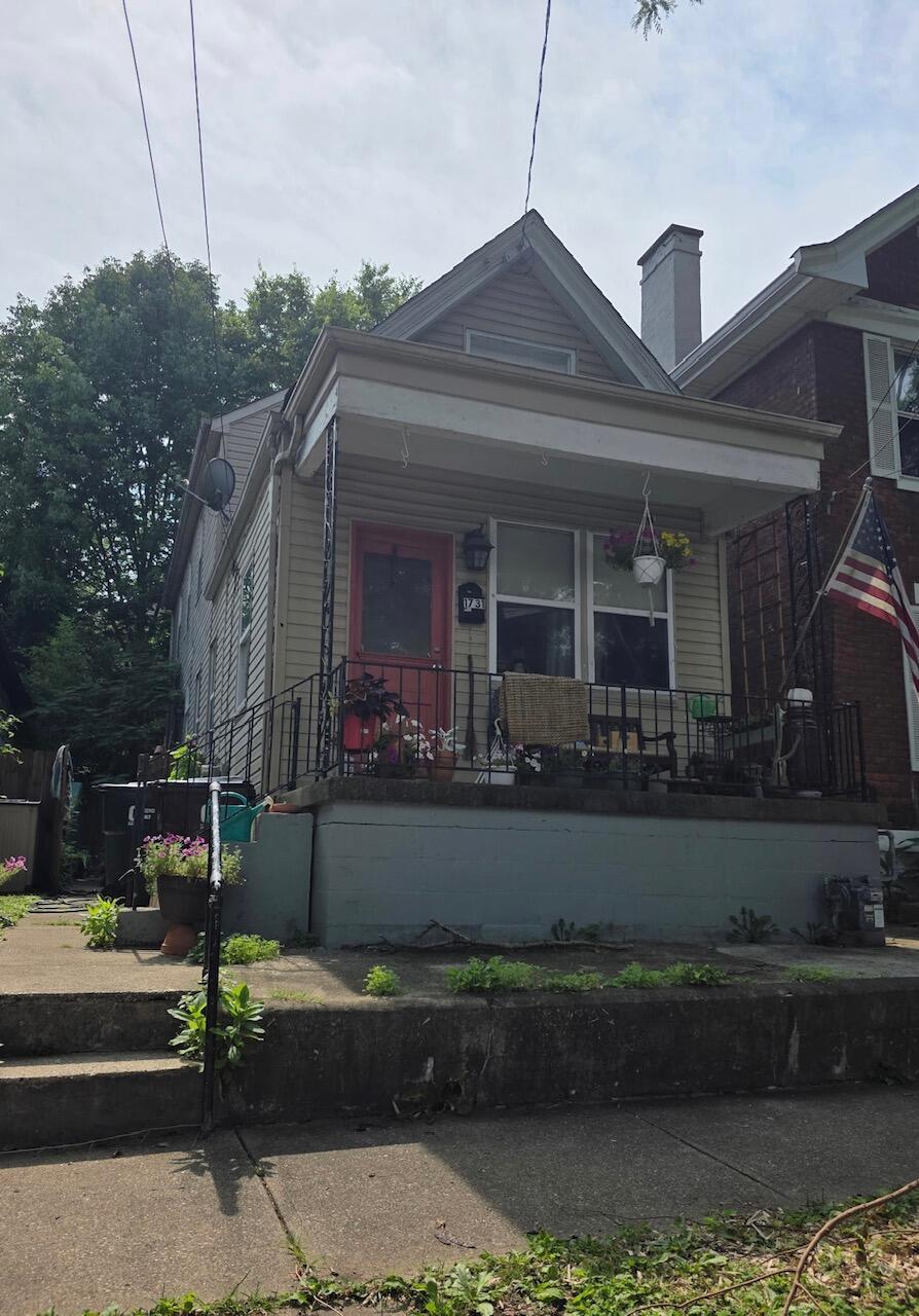 1731 Banklick Street — photo