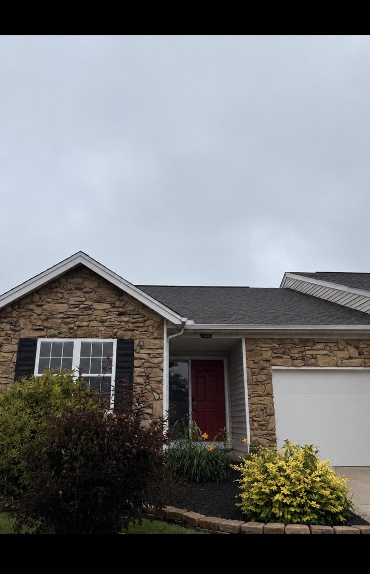 8484 Watersedge Drive — photo