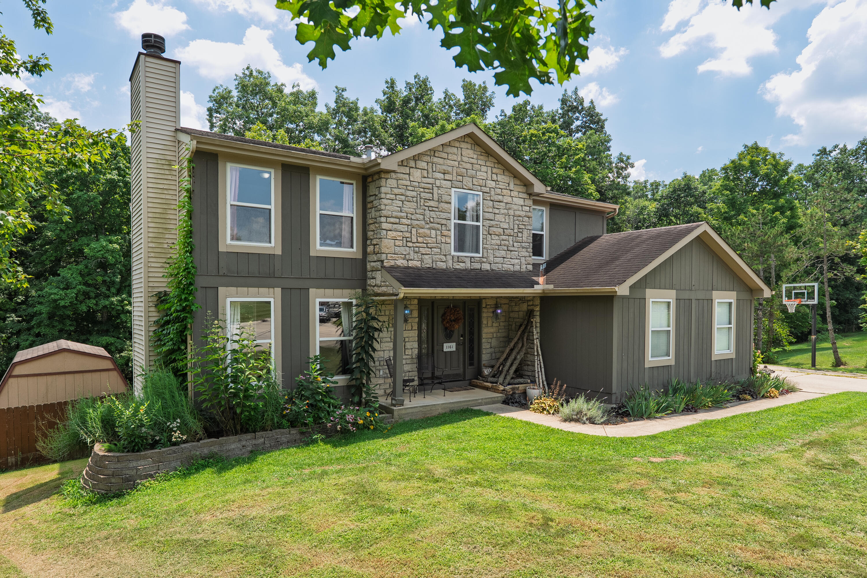 1161 Powderhorn Court — photo