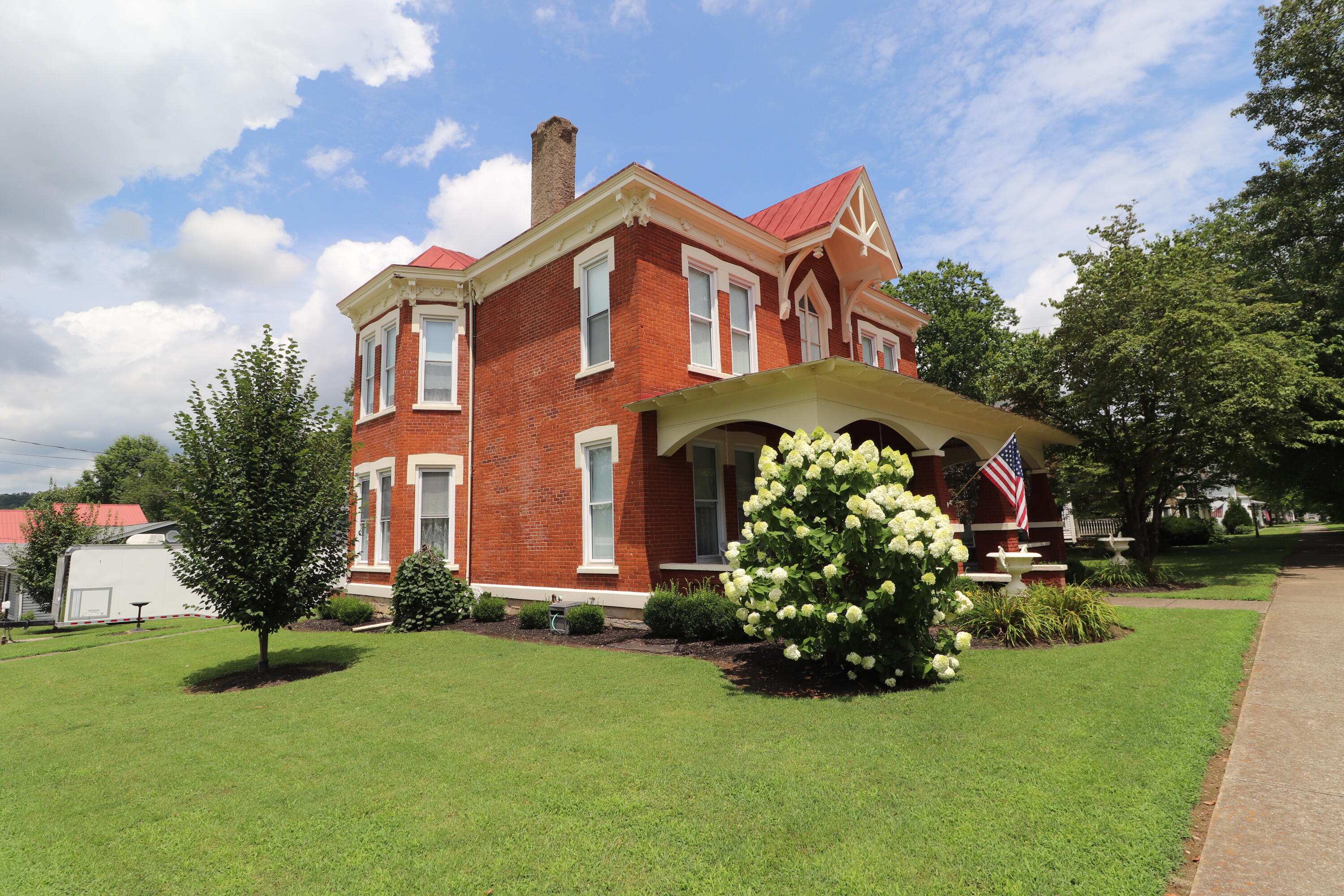 401 E 4th Street, Augusta, KY 41002 — photo 3