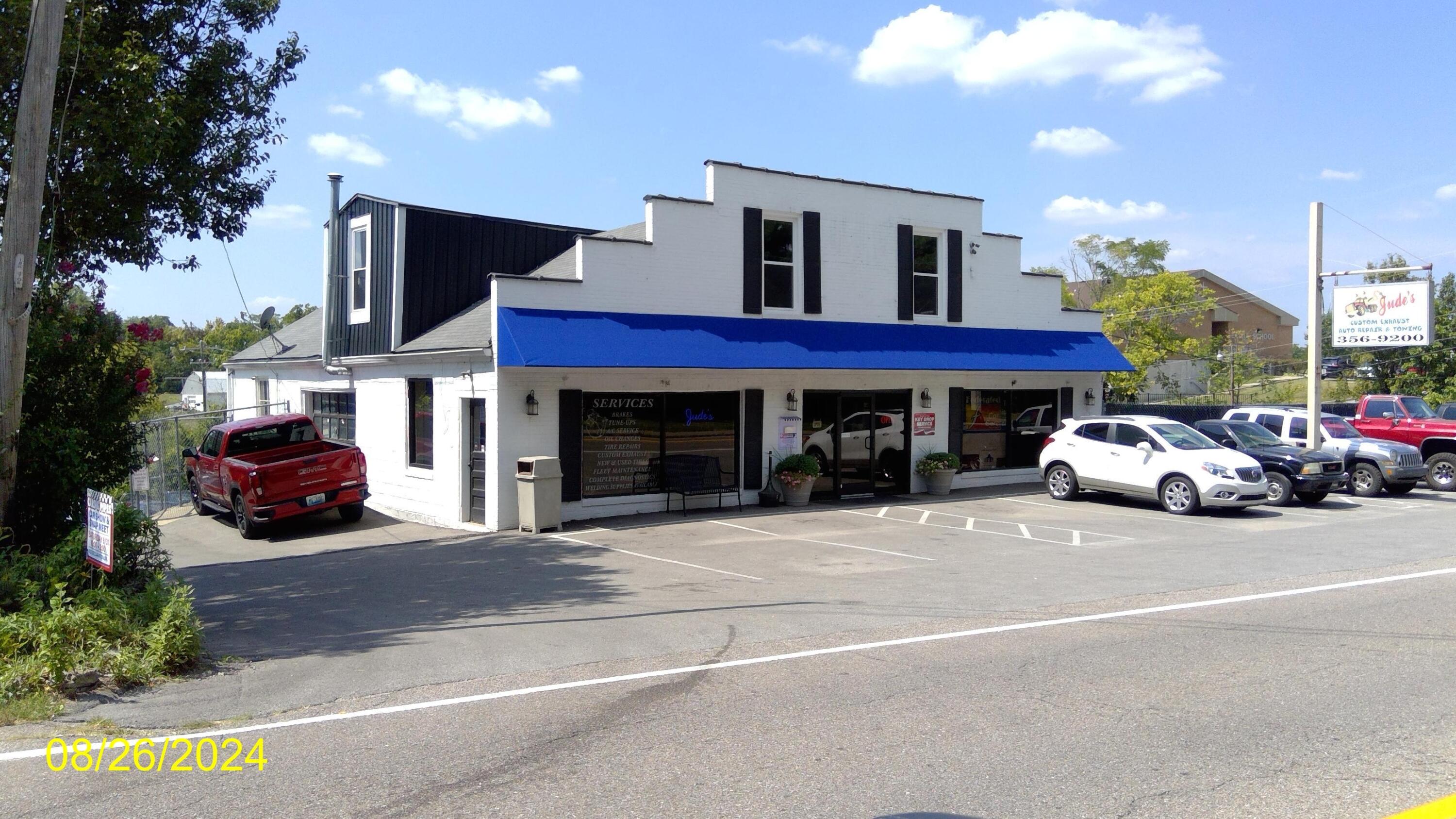 5323 Madison Pike — photo