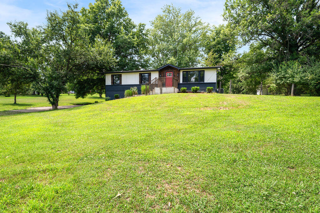 10321 Madonna Drive — photo