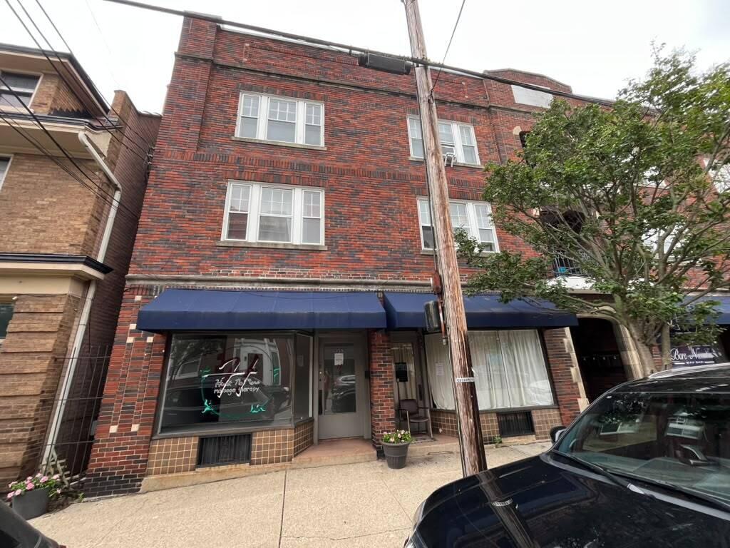 359 Taylor Avenue, 353 — photo