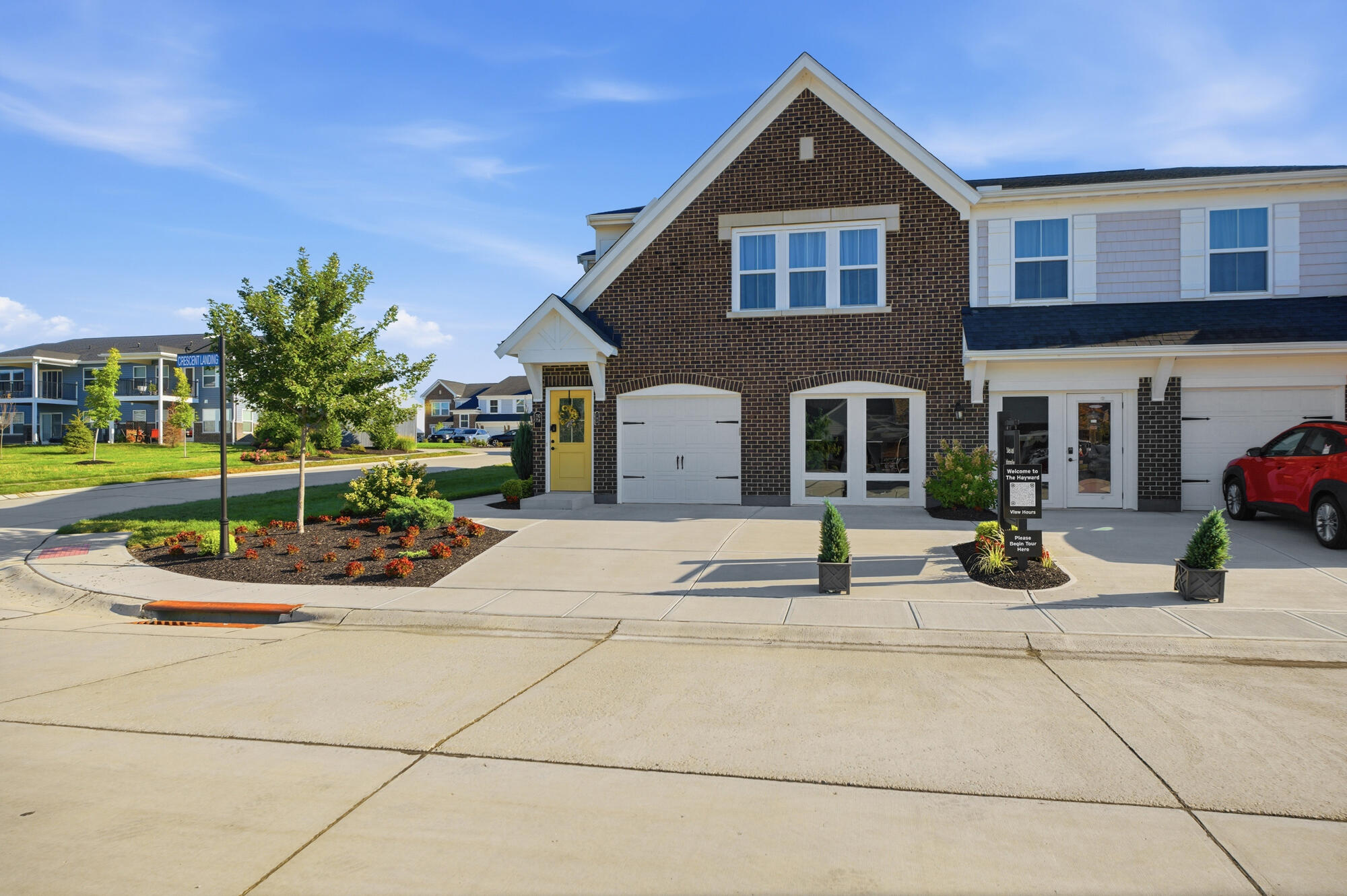710 Crescent Landing — photo