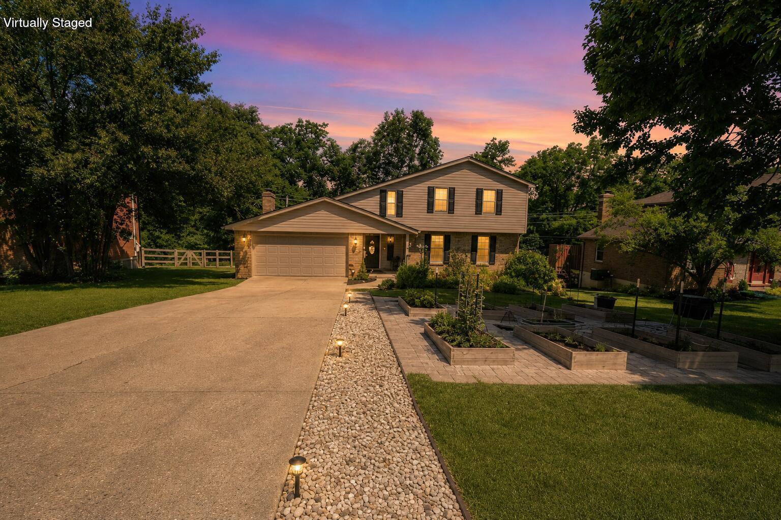 705 Oakridge Drive — photo