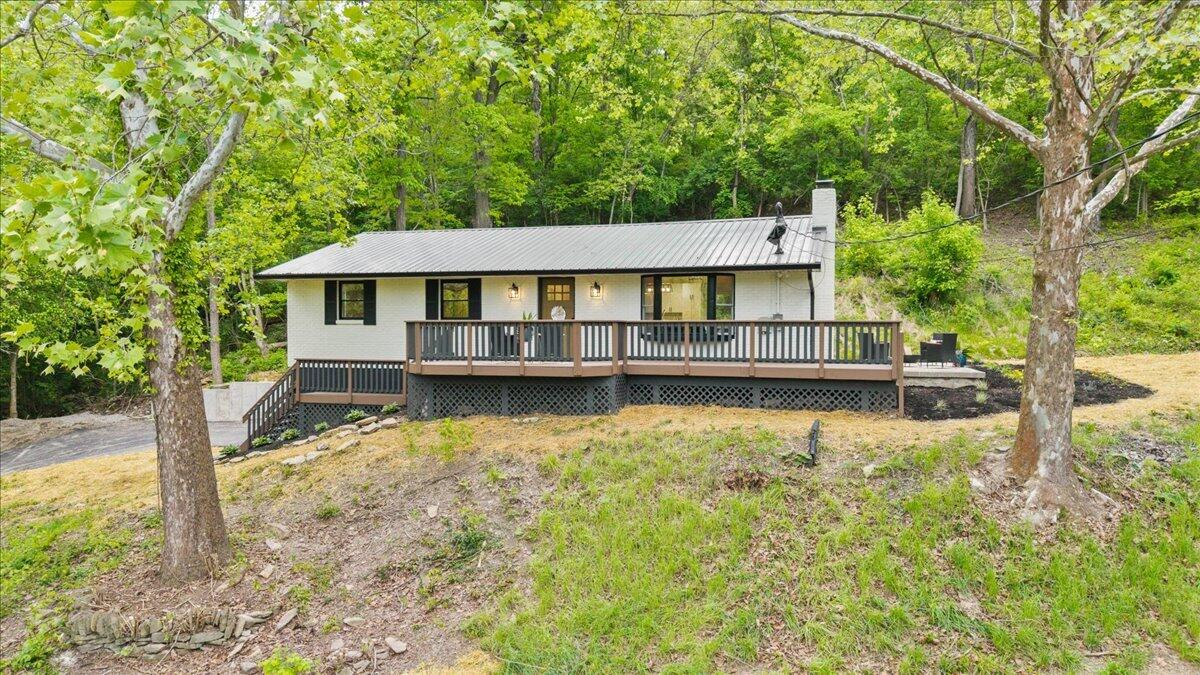 4730 Fowler Creek Road — photo