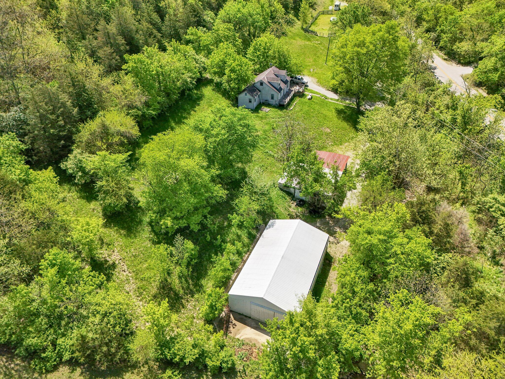 10061 Persimmon Grove Pike — photo
