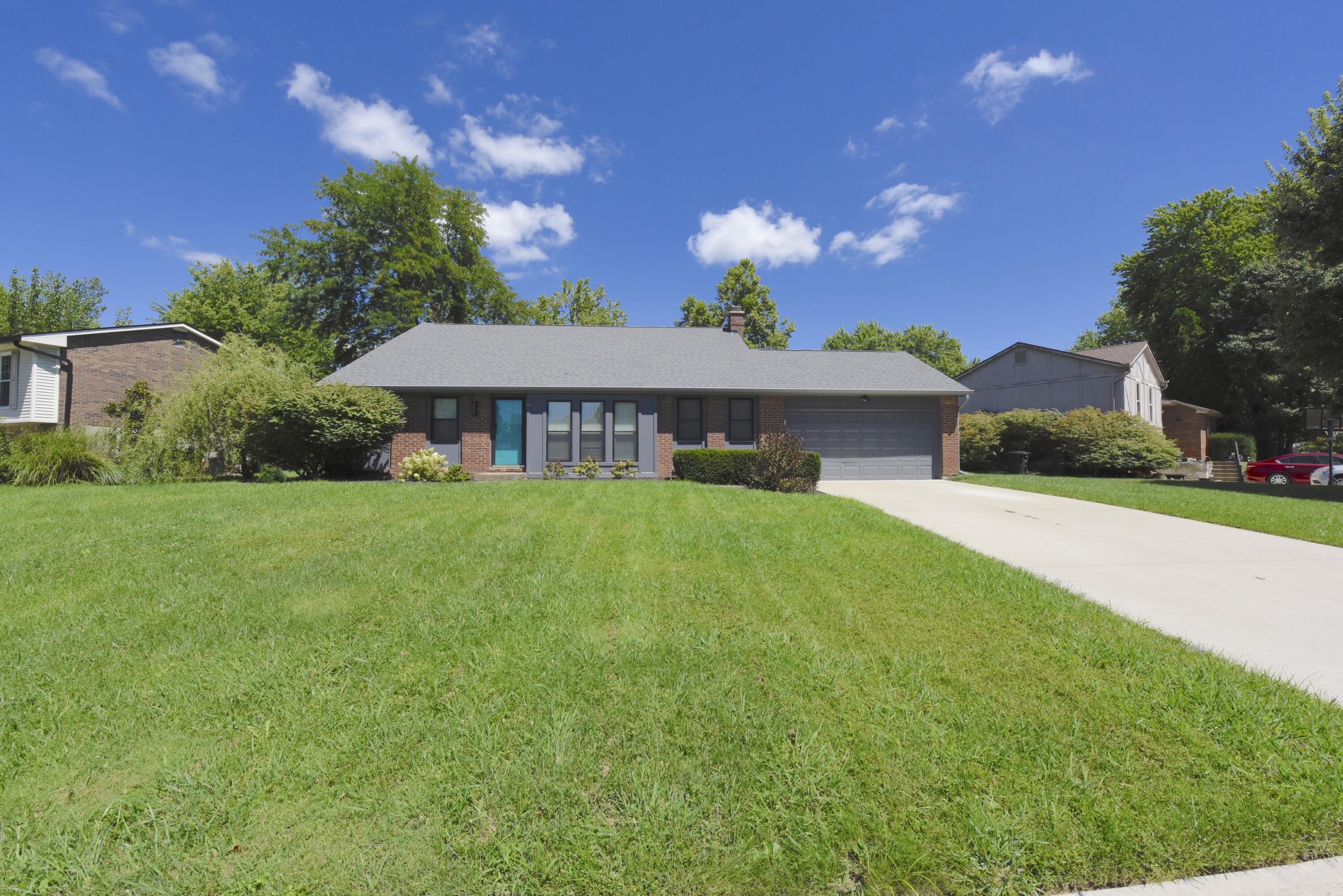 822 Deena Drive — photo