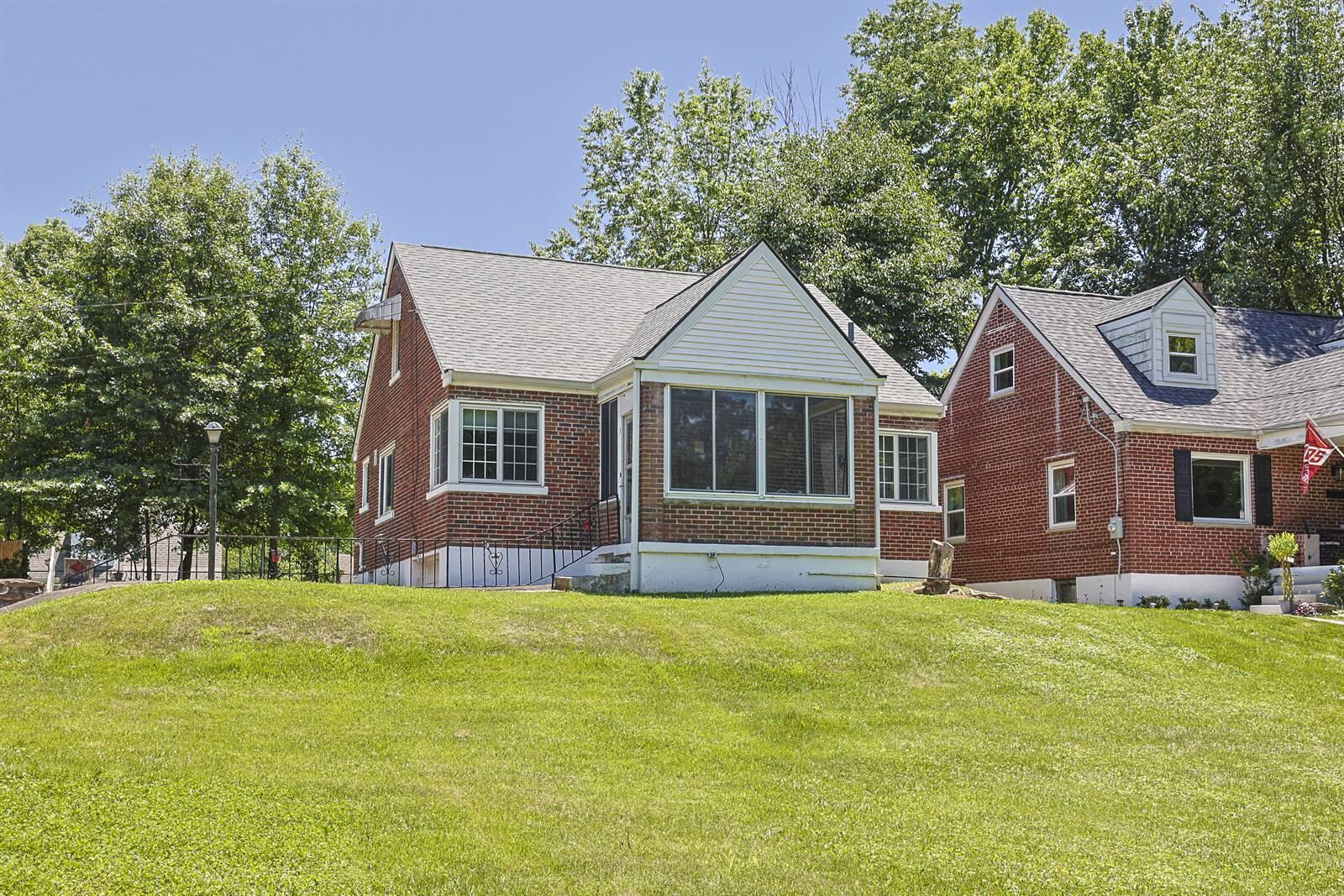 1 Howard Road — photo