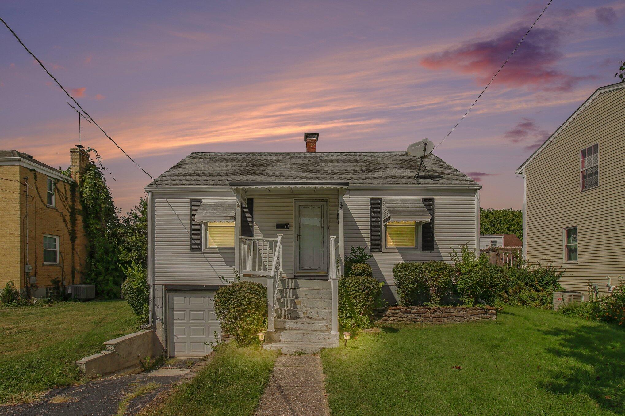 12 Gail Court — photo