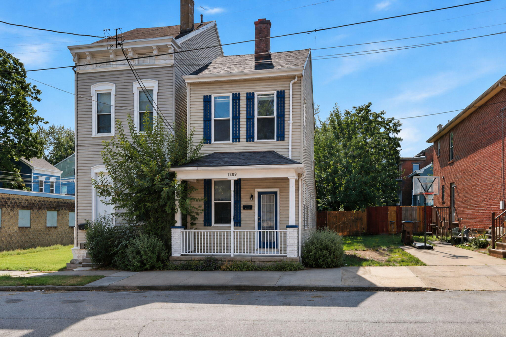 1209 Garrard Street — photo