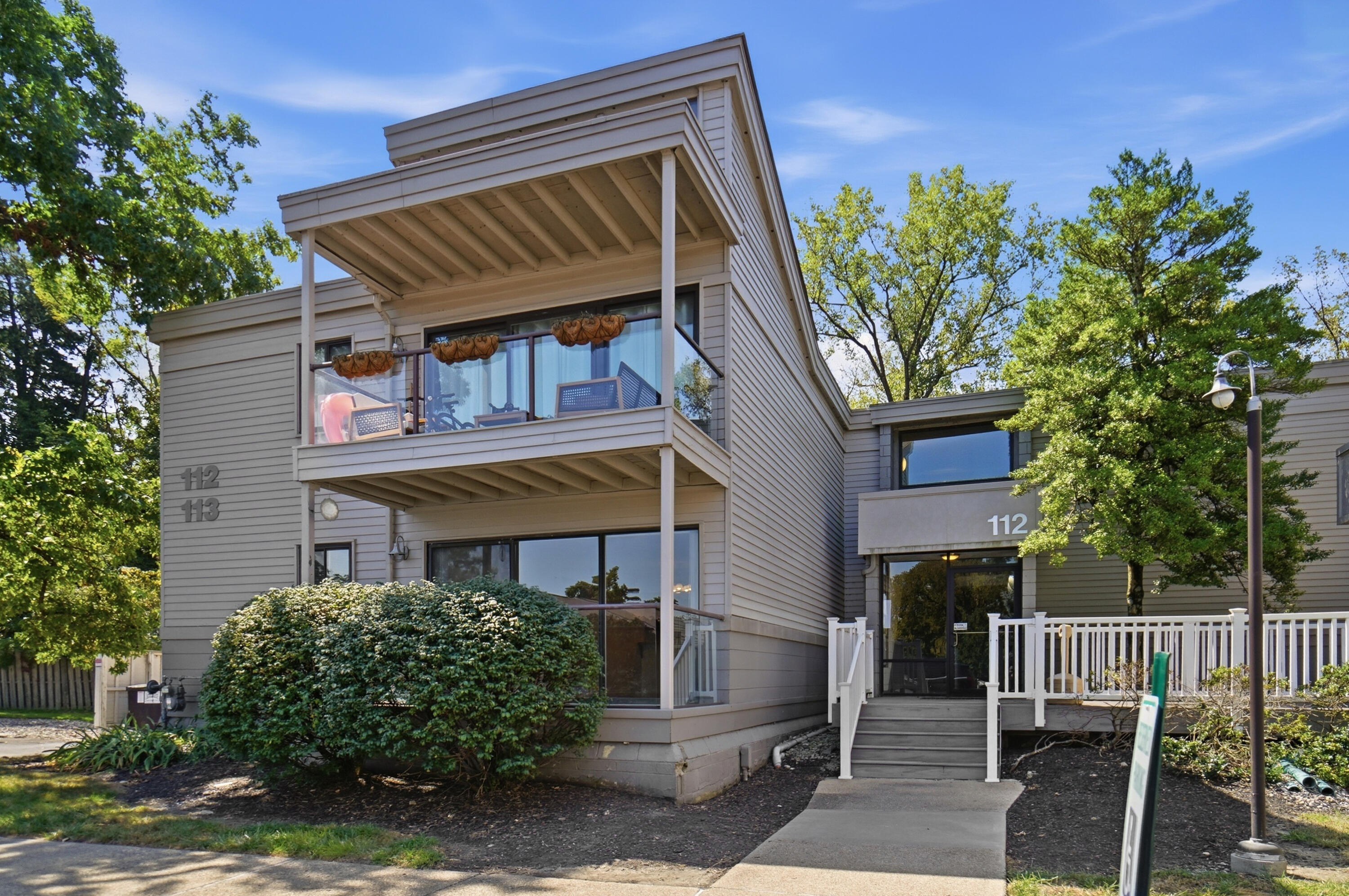 112 Winding Way, G — photo