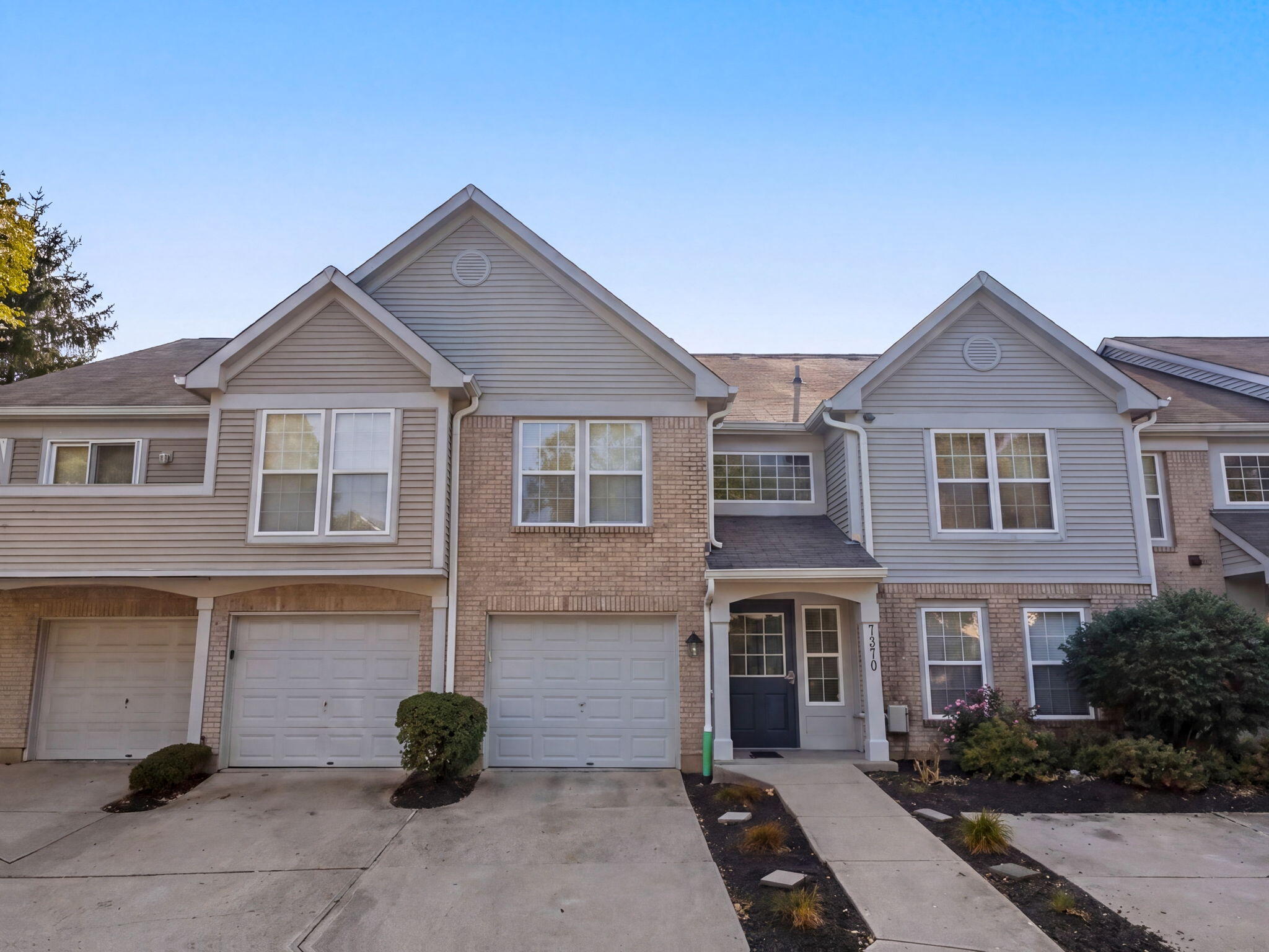 7370 Ridge Edge Court, C — photo