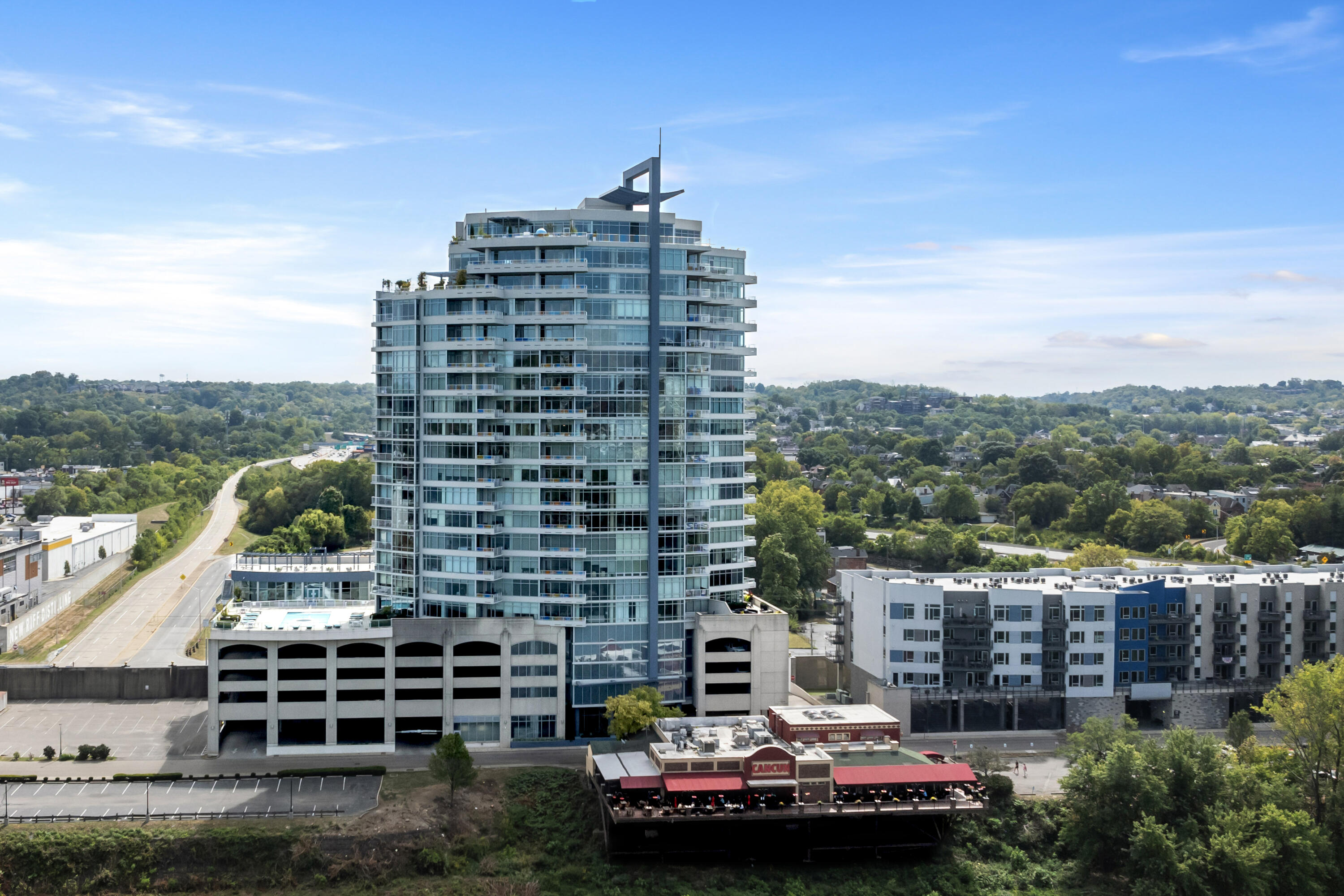 400 Riverboat Row, 2001 — photo