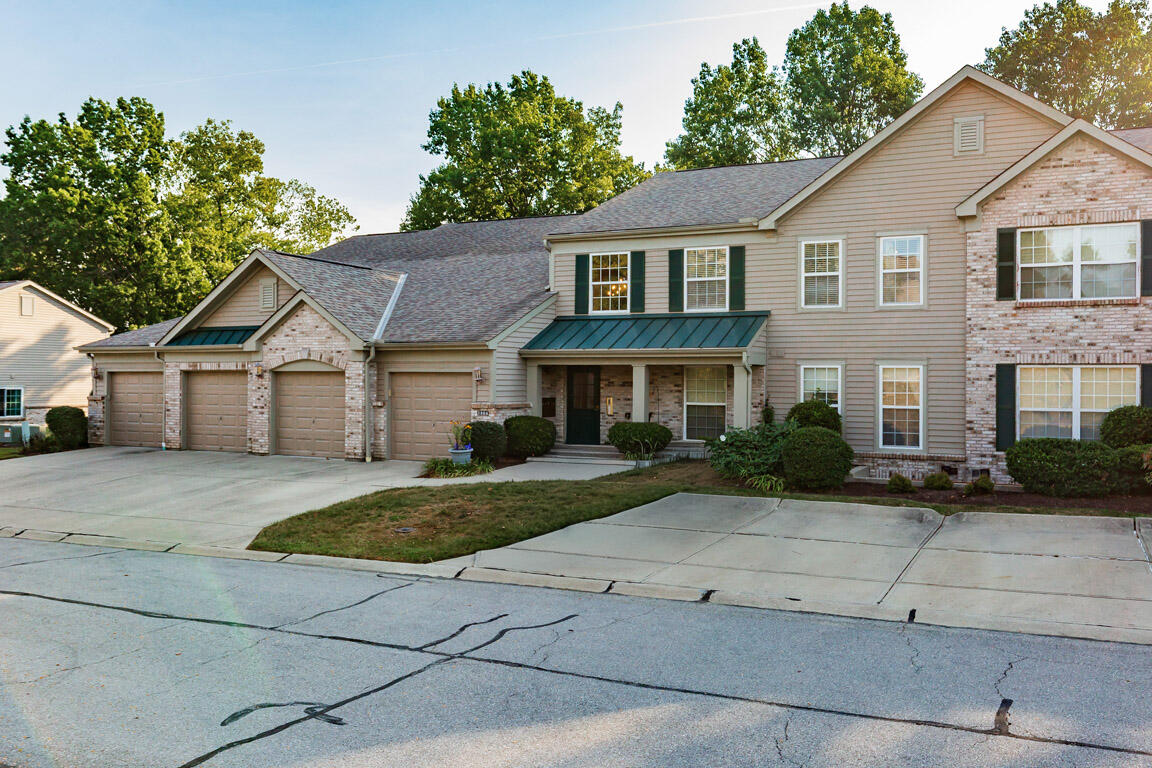 1804 Ashley Court, 302 — photo