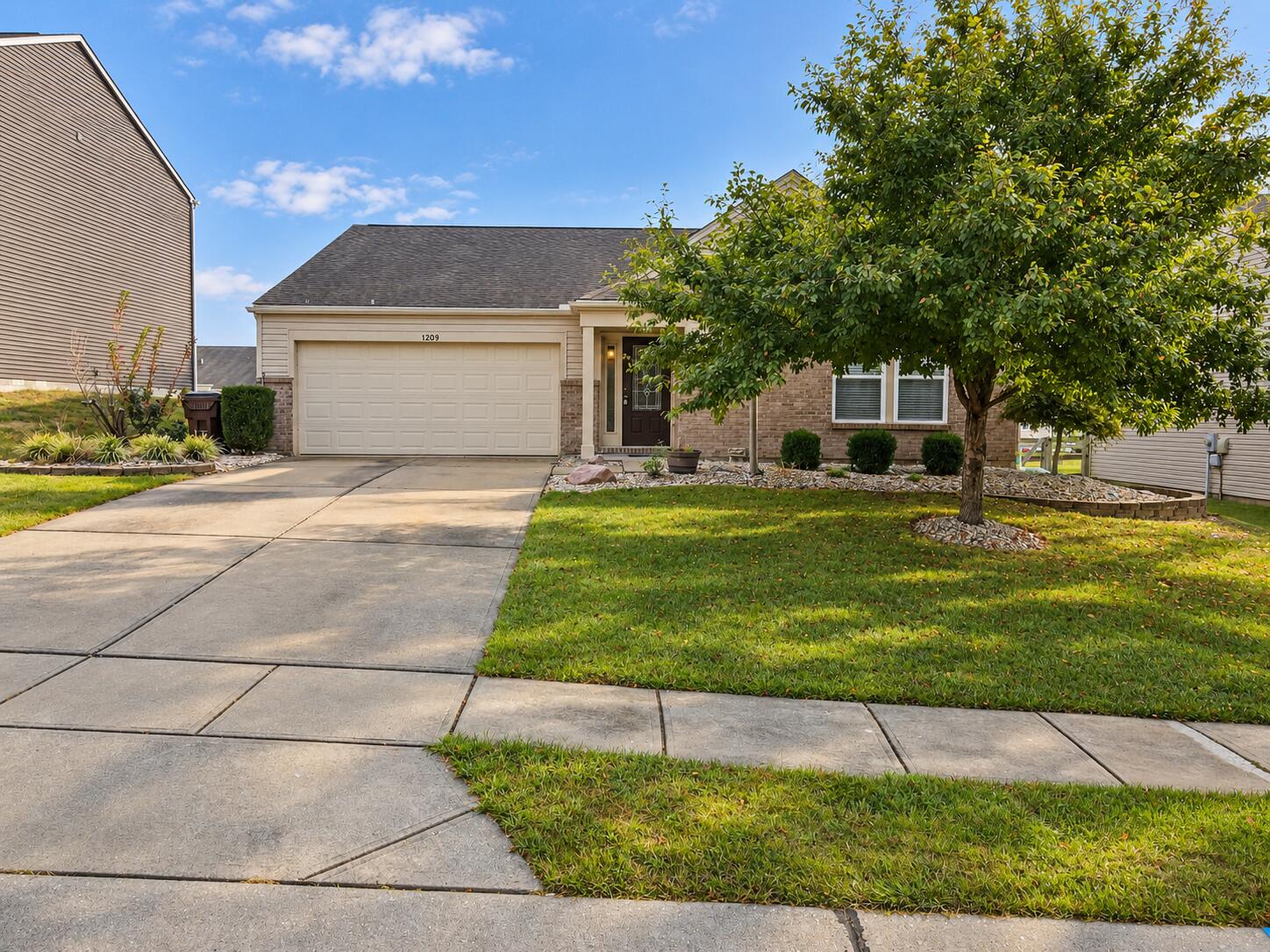 1209 Summerlake Drive — photo