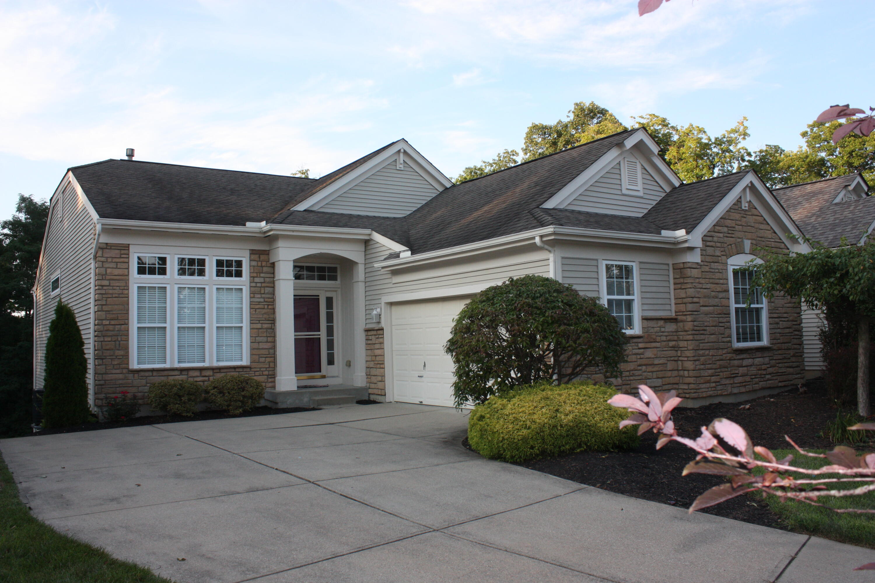 8423 Old World Court — photo
