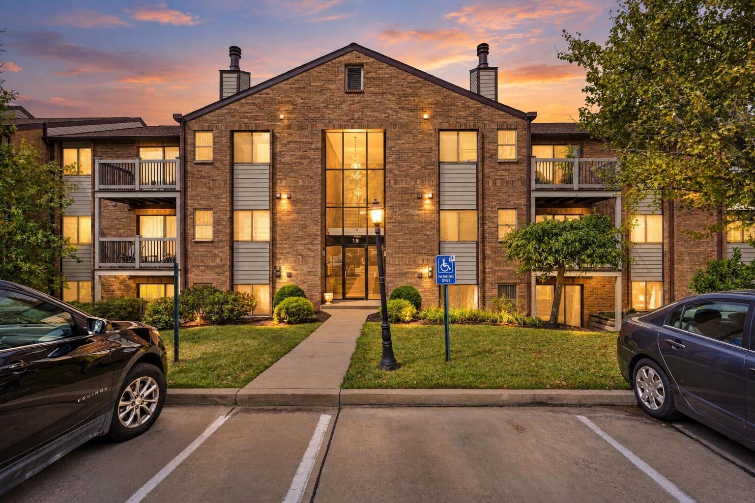 18 Woodland Hills Drive, 3 — photo