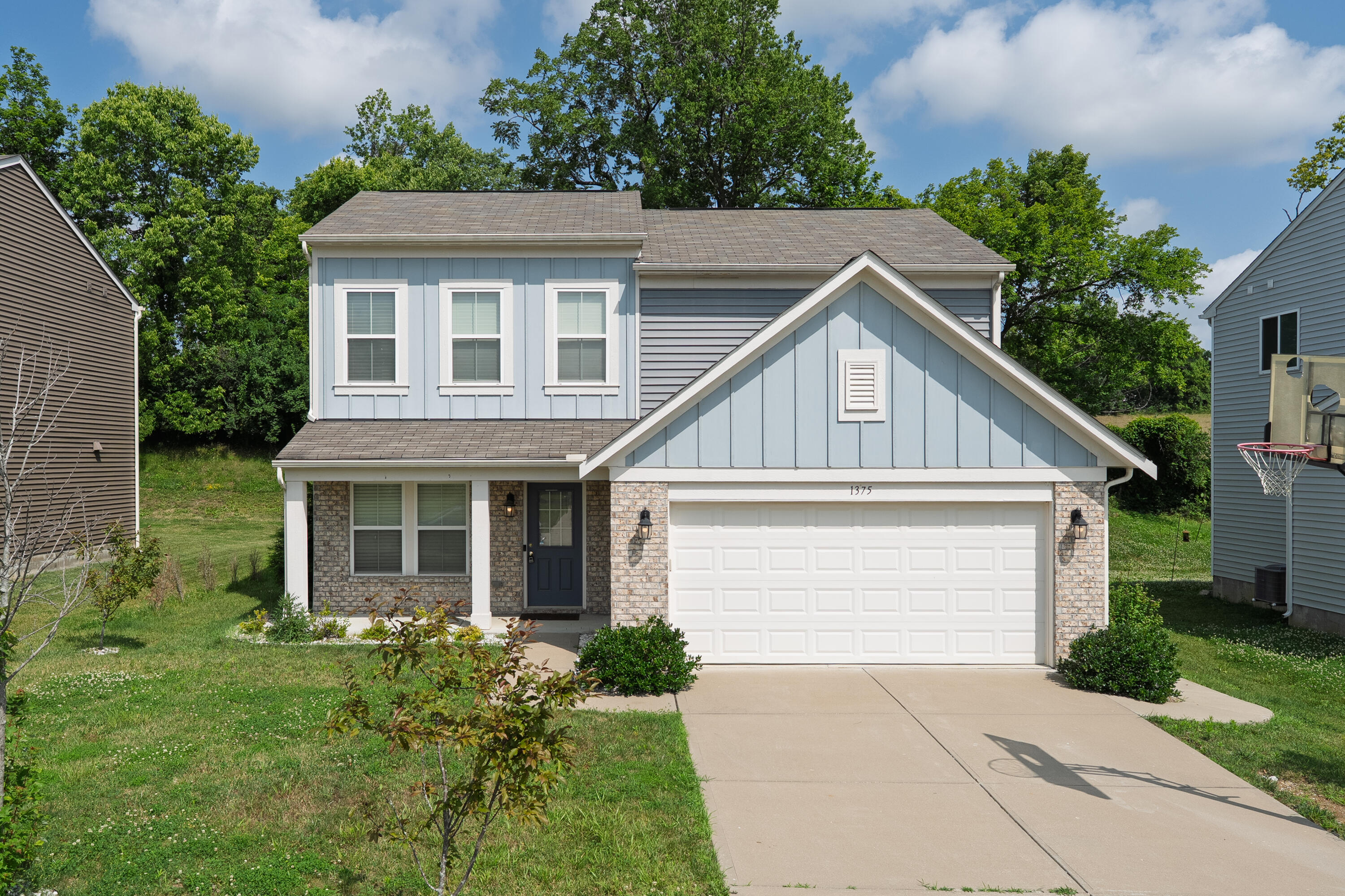 1375 Meadowcrest Circle — photo
