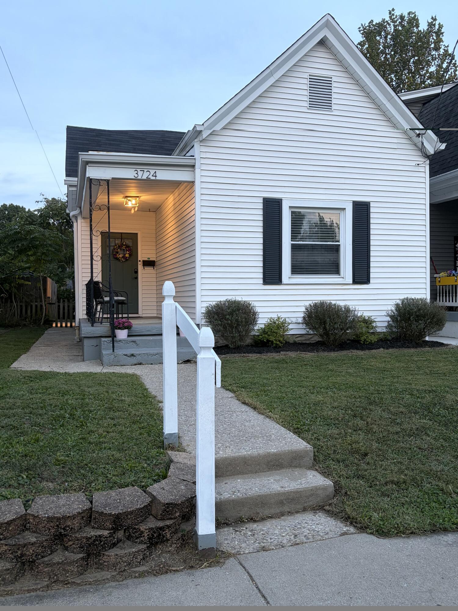 3724 Huntington Avenue — photo