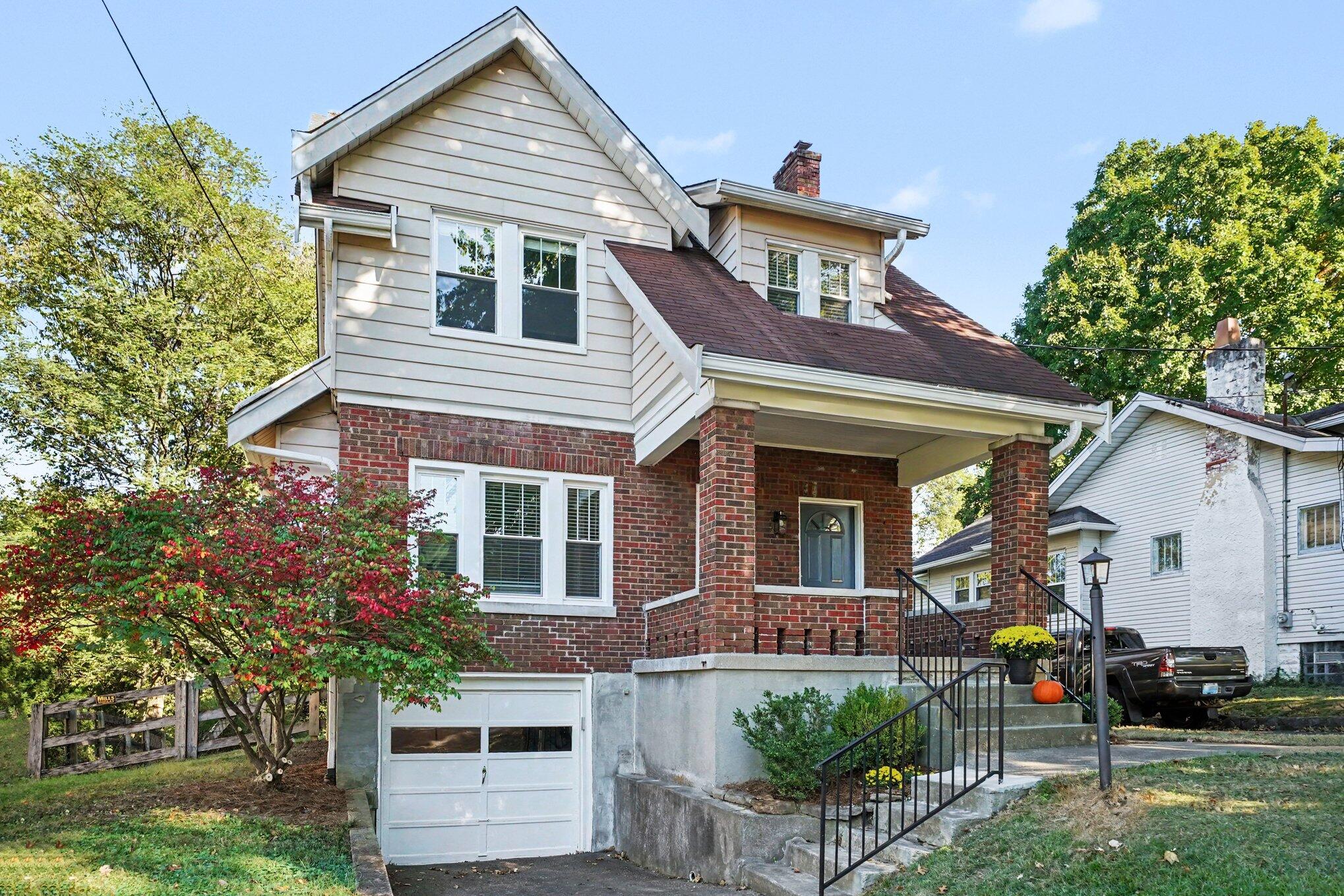 10 Lyndale Road — photo
