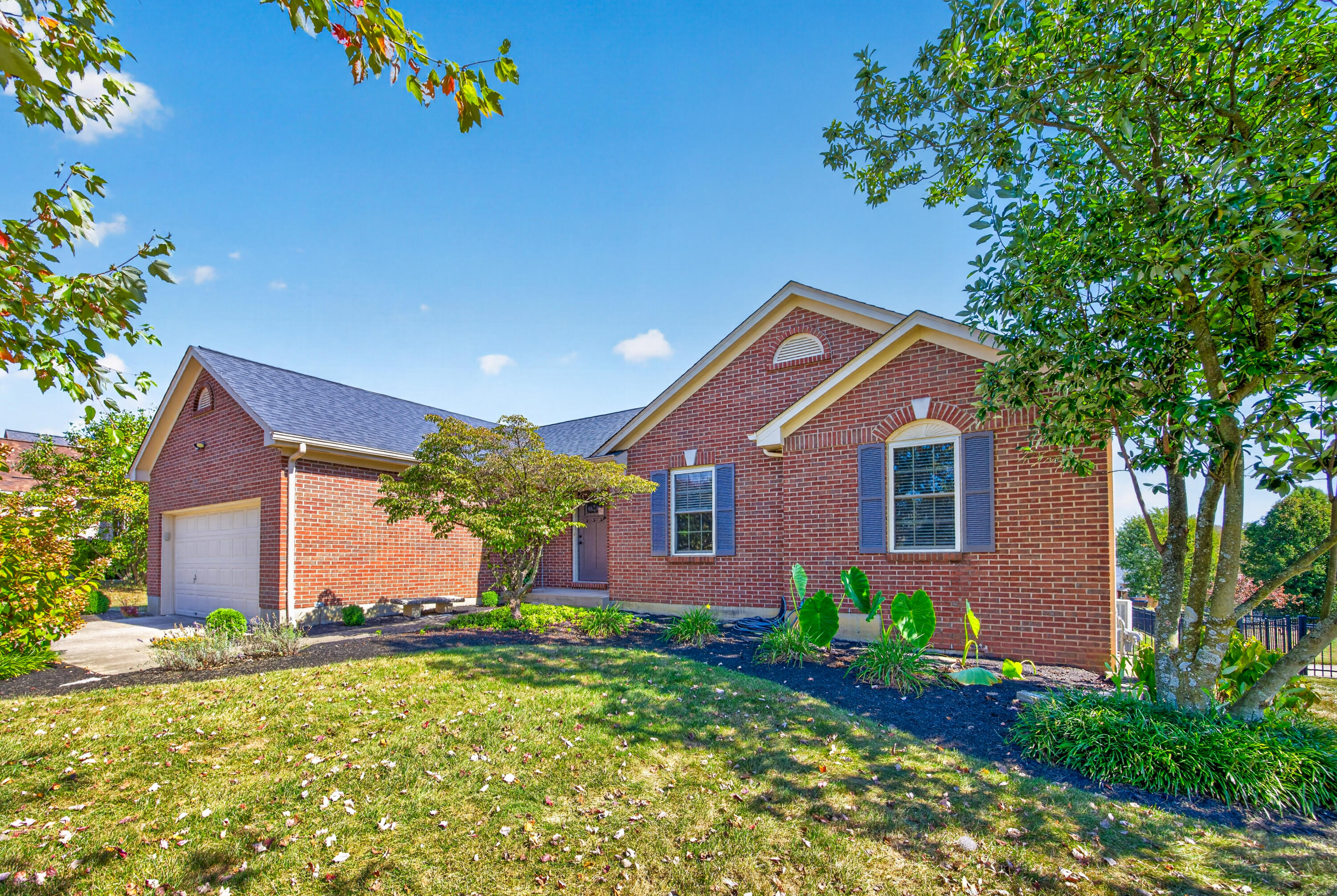 6310 Remington Cove — photo