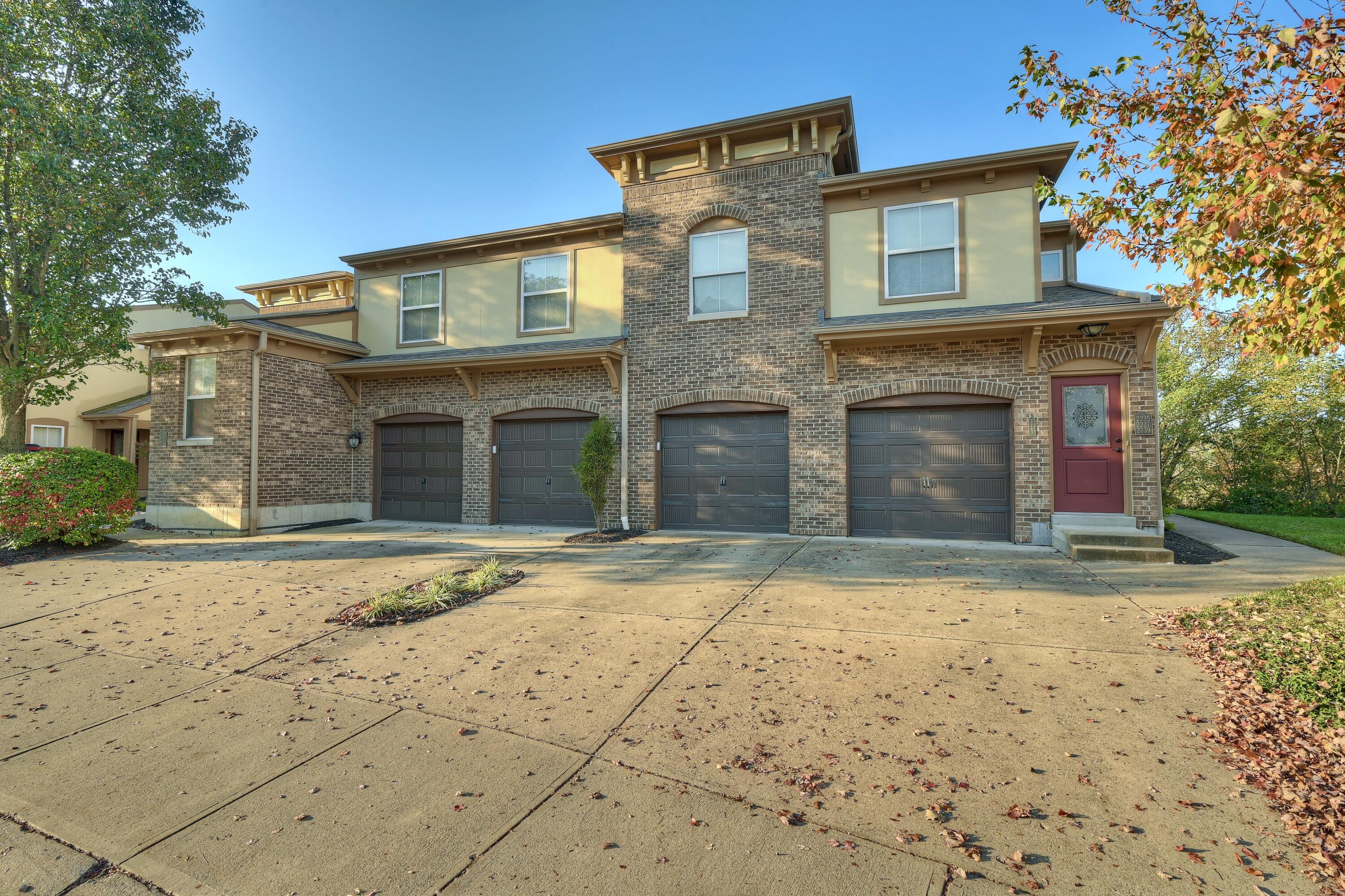 2243 Rolling Hills Drive — photo