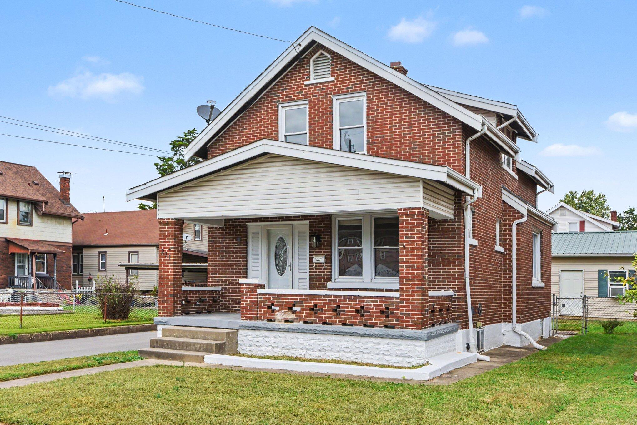 211 Stokesay Street — photo